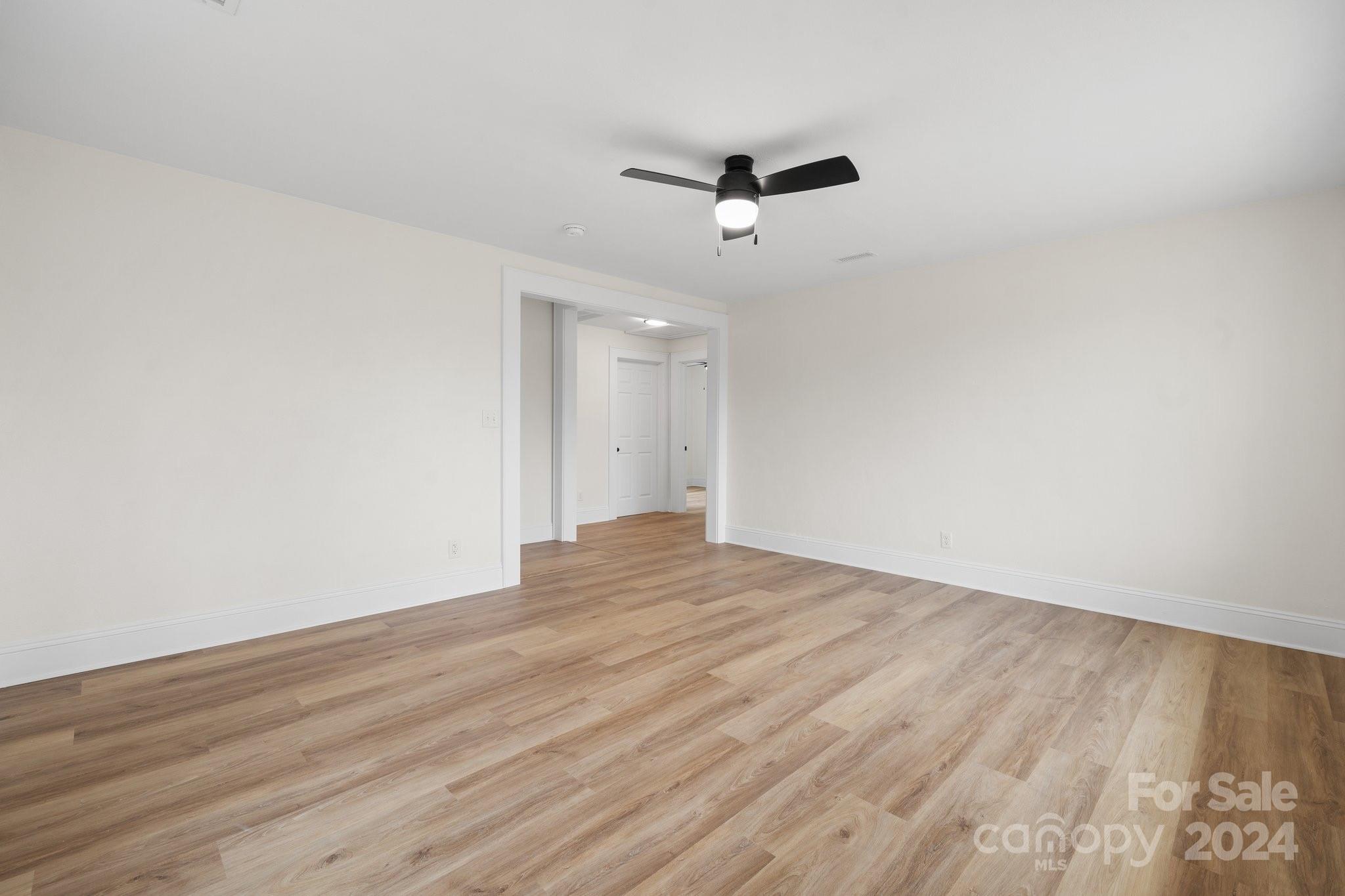 4196 Fairview Hills Drive