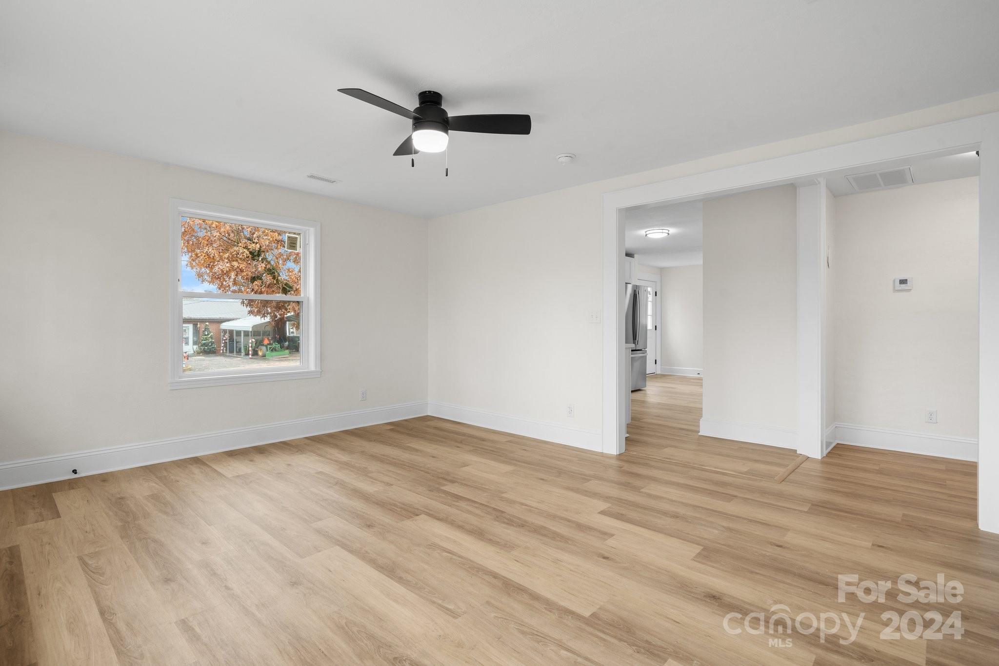 4196 Fairview Hills Drive