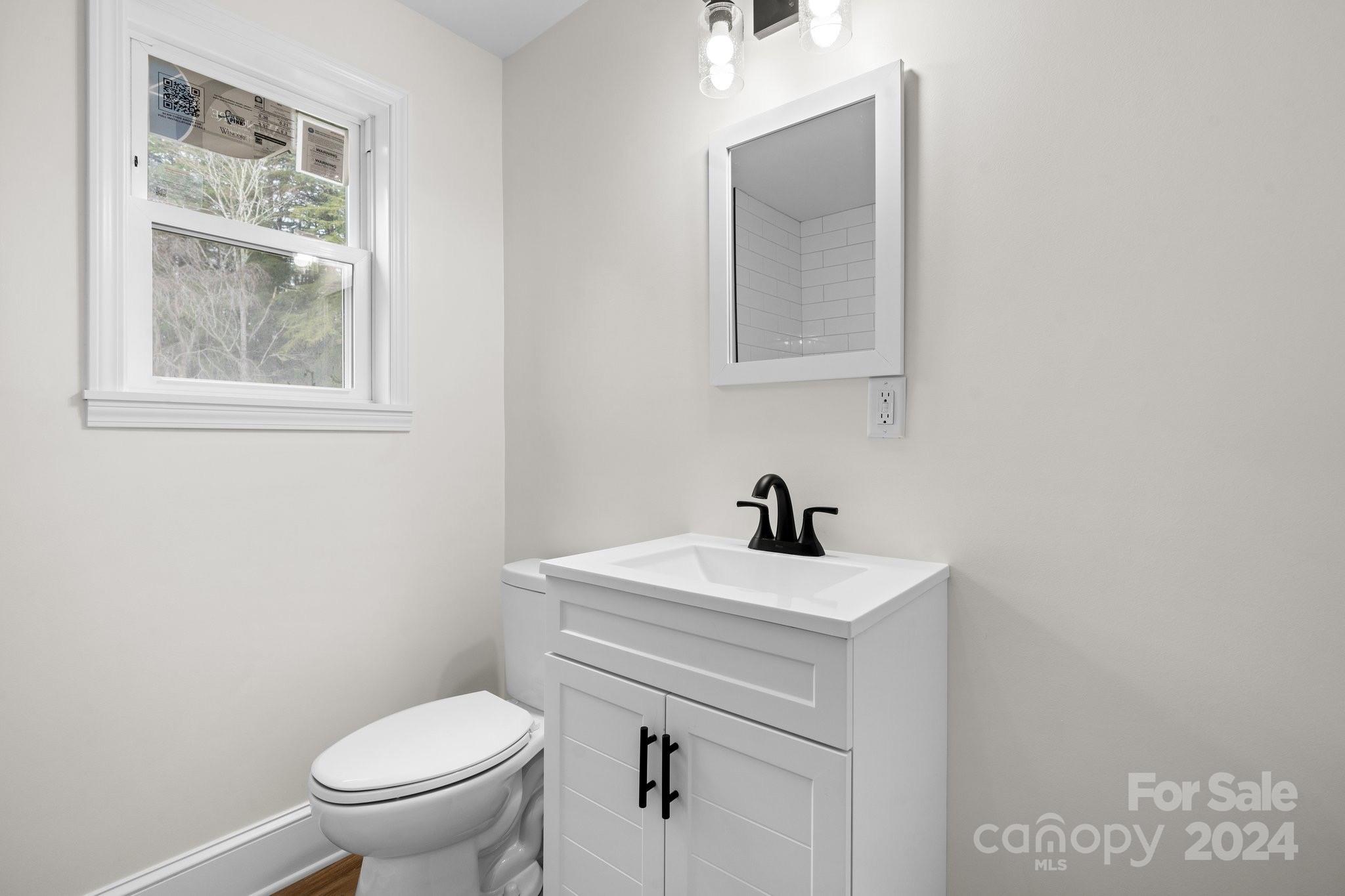 4196 Fairview Hills Drive