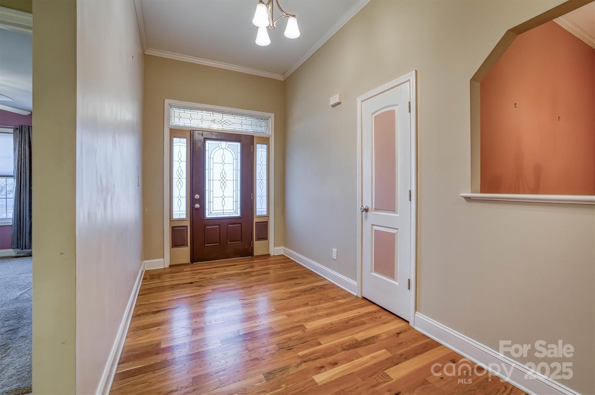 924 41st Avenue Drive NE