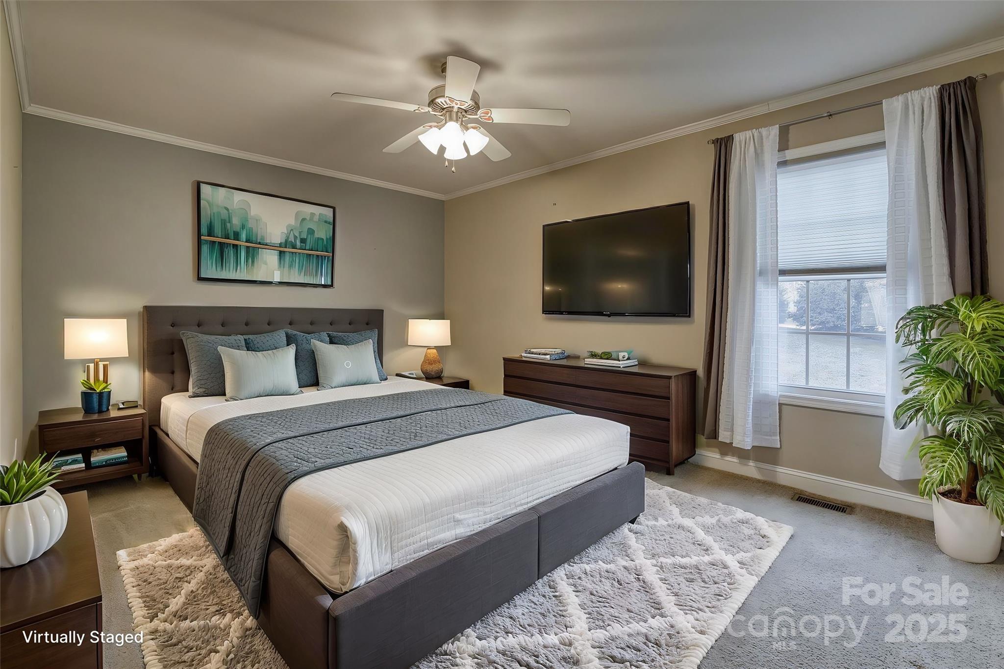 924 41st Avenue Drive NE