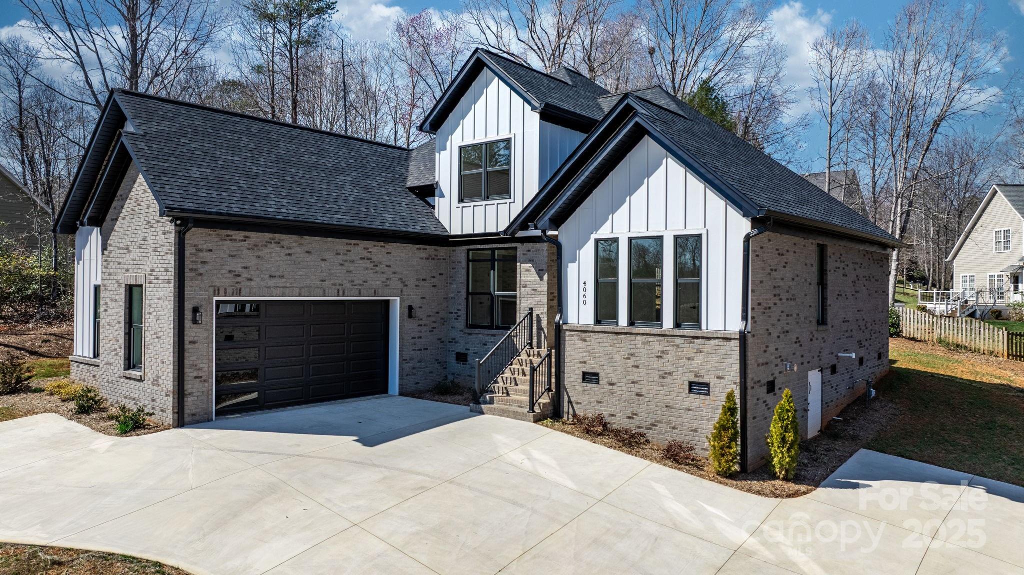 4060 Steve Ikerd Drive NE