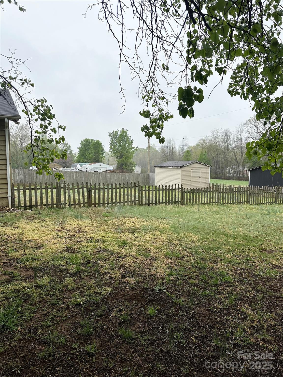 3201 Smokey Lane