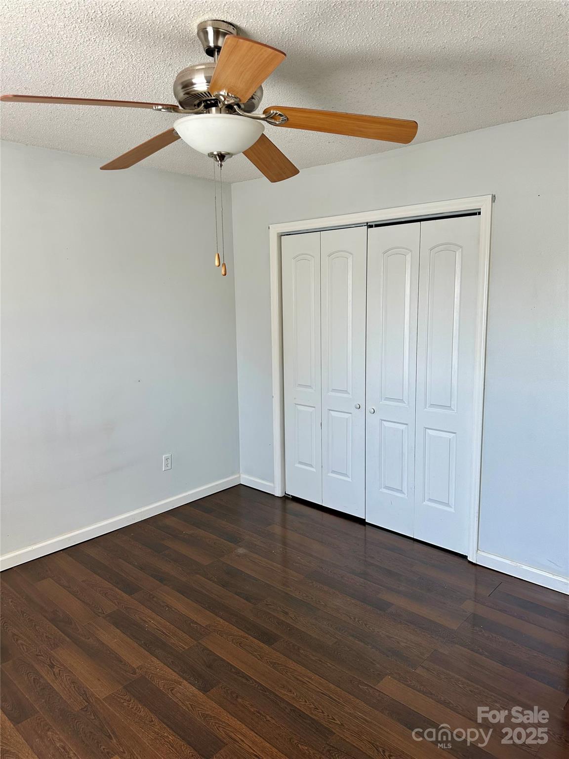 3201 Smokey Lane