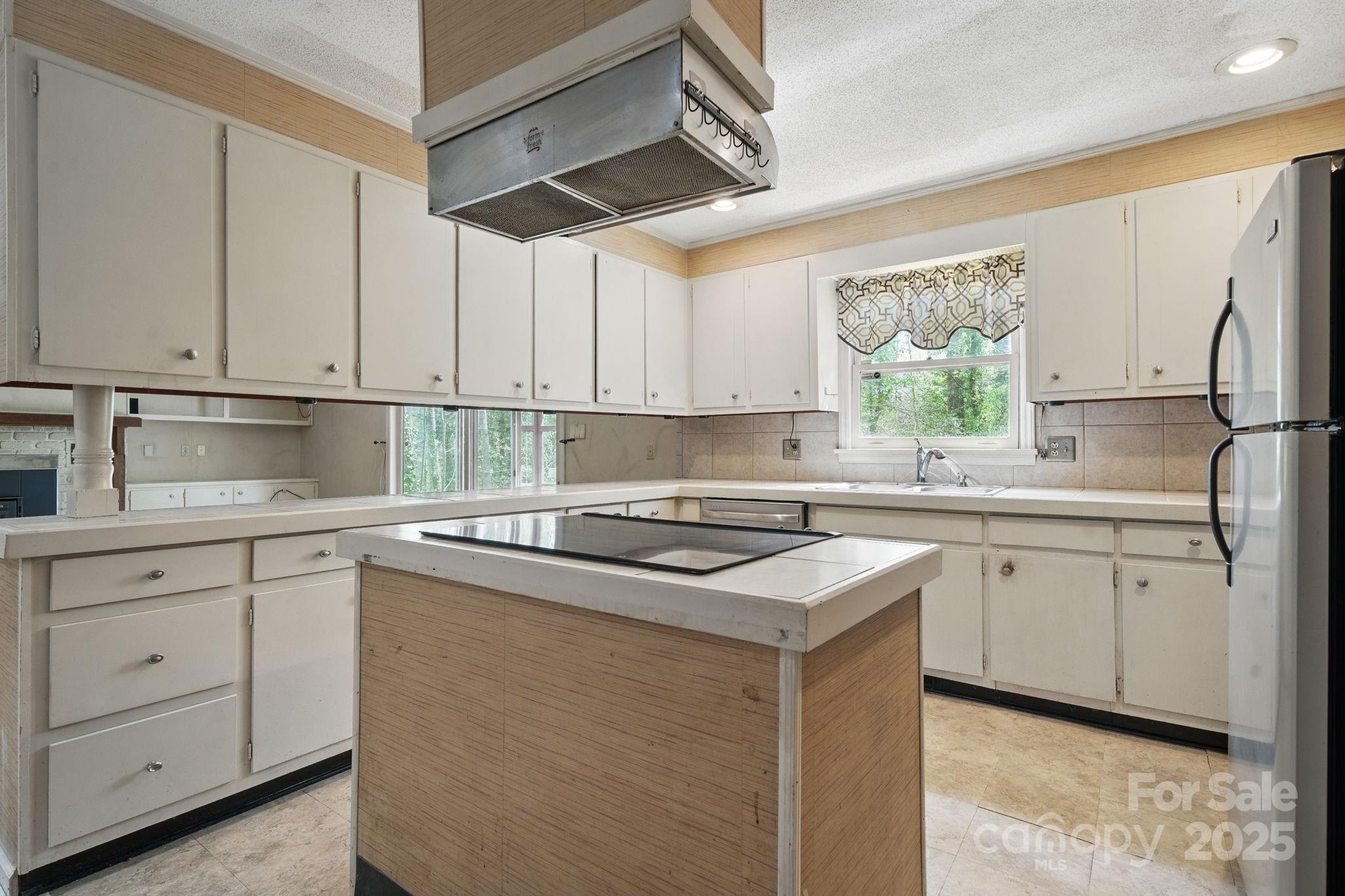 507 Rector Avenue SE