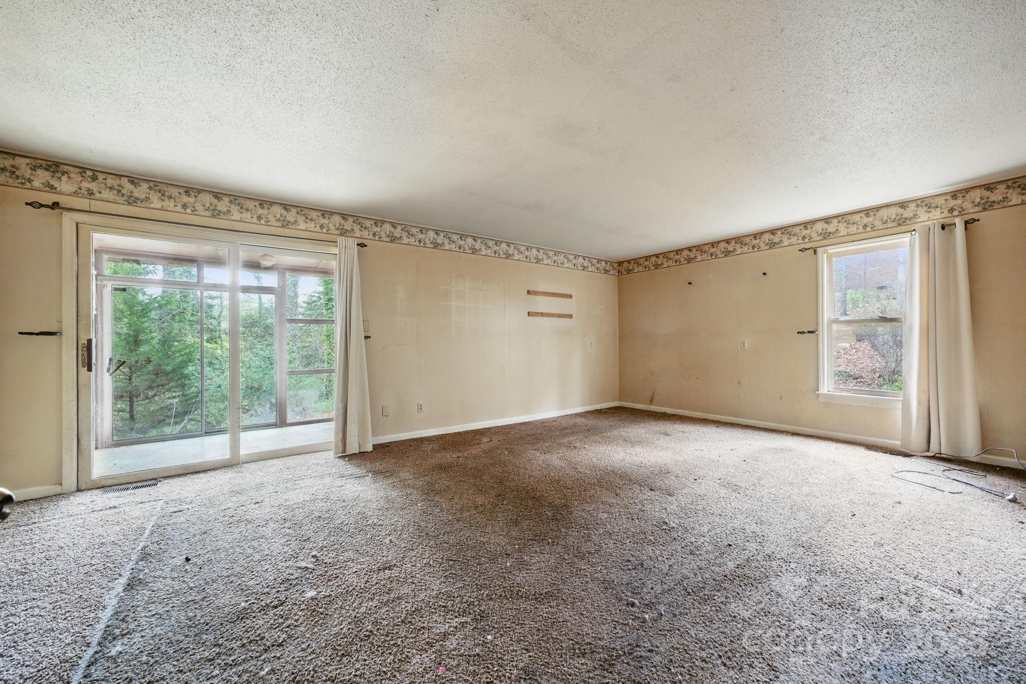 507 Rector Avenue SE