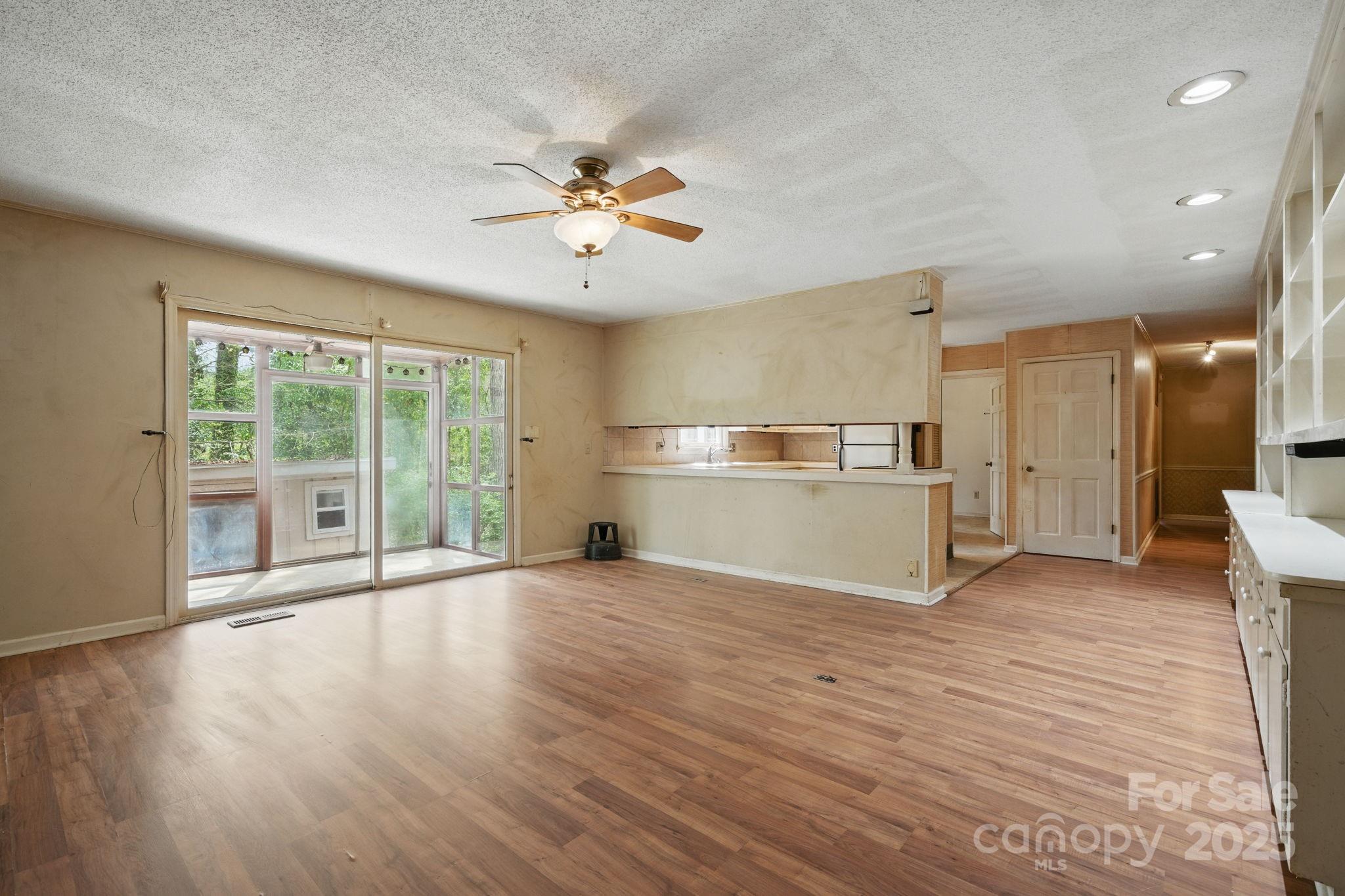 507 Rector Avenue SE