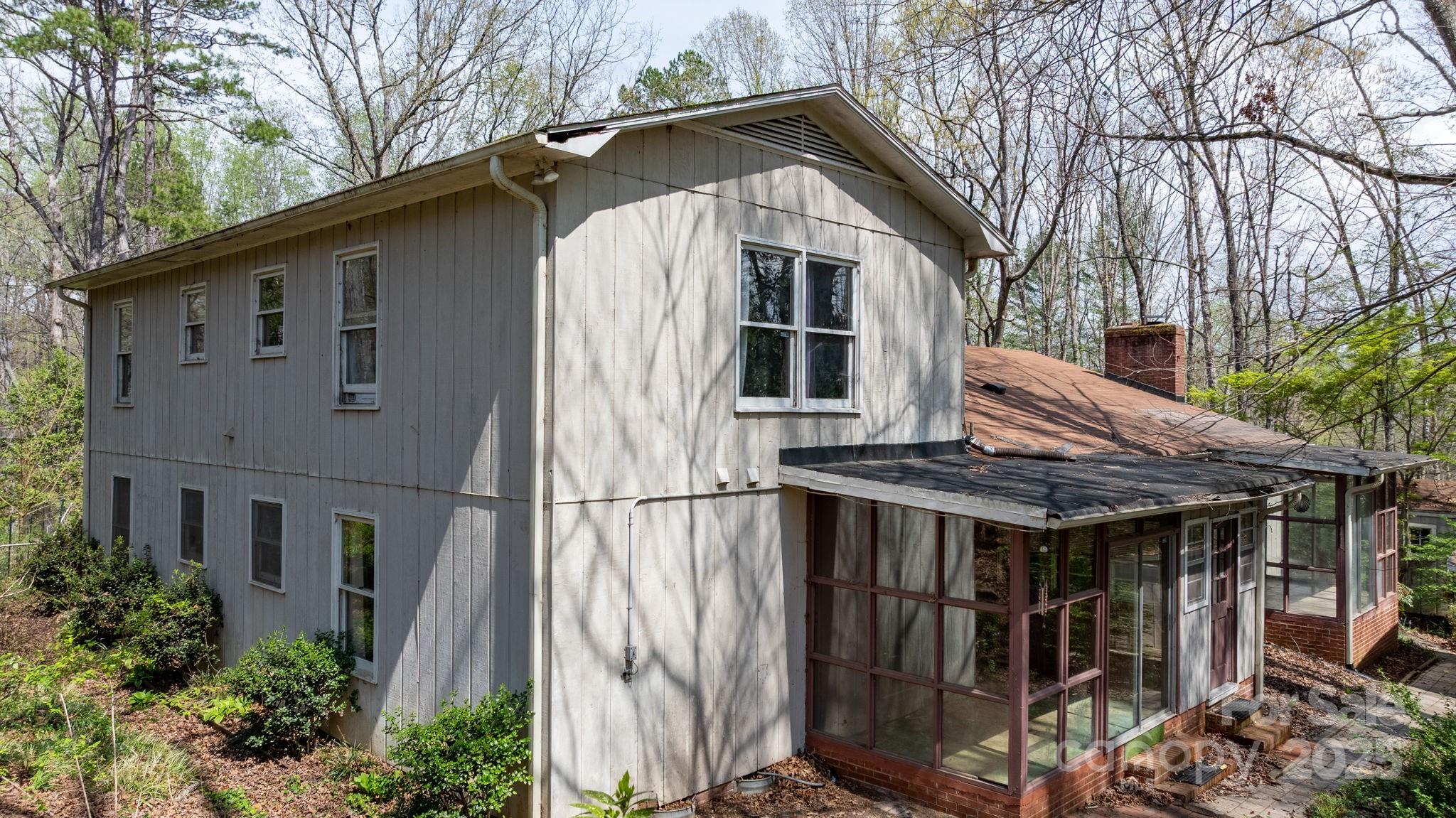 507 Rector Avenue SE