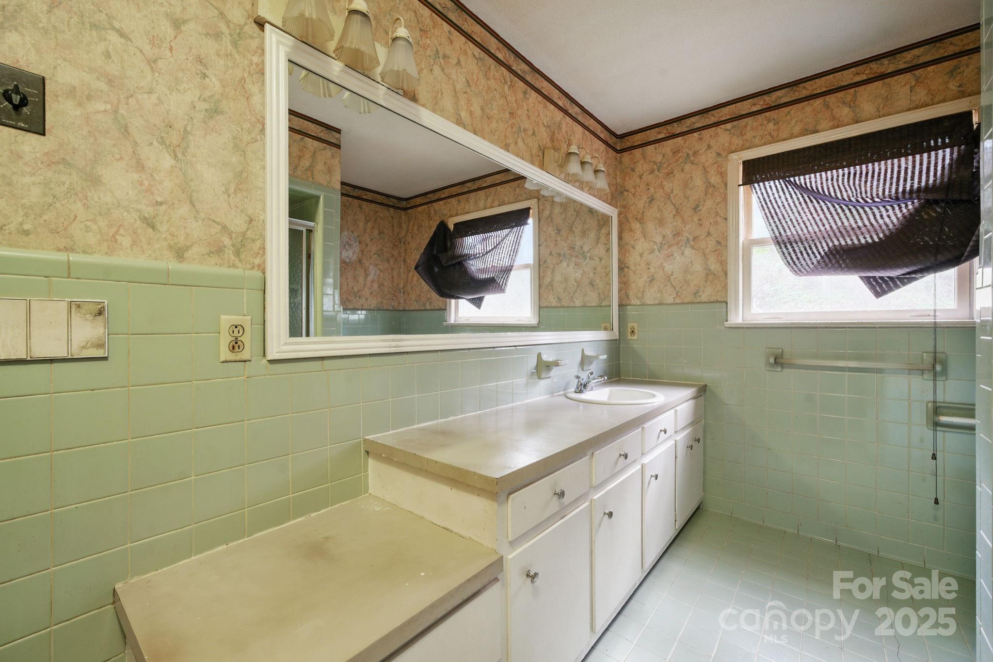 507 Rector Avenue SE