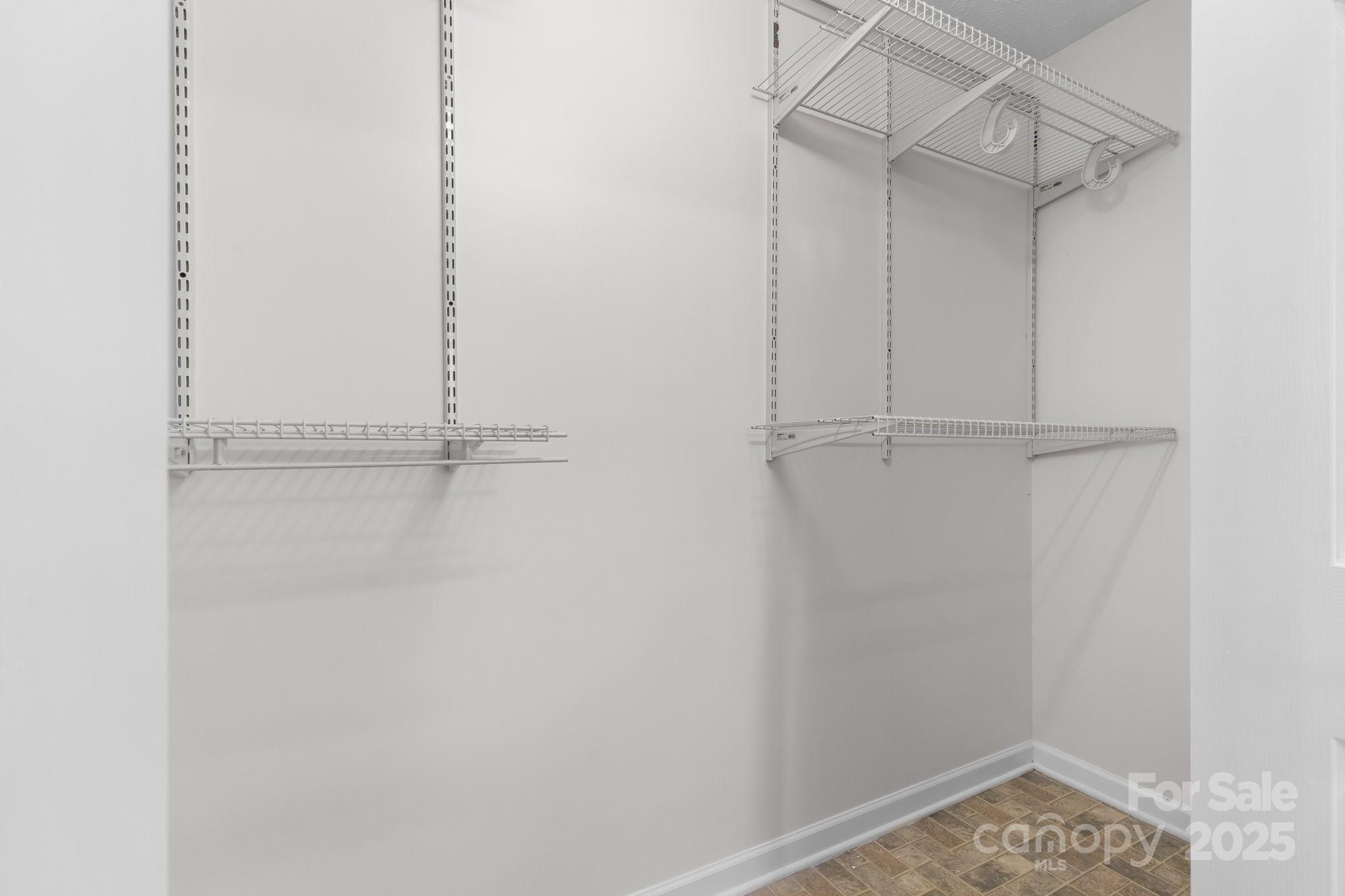 112 N Council Oaks Street