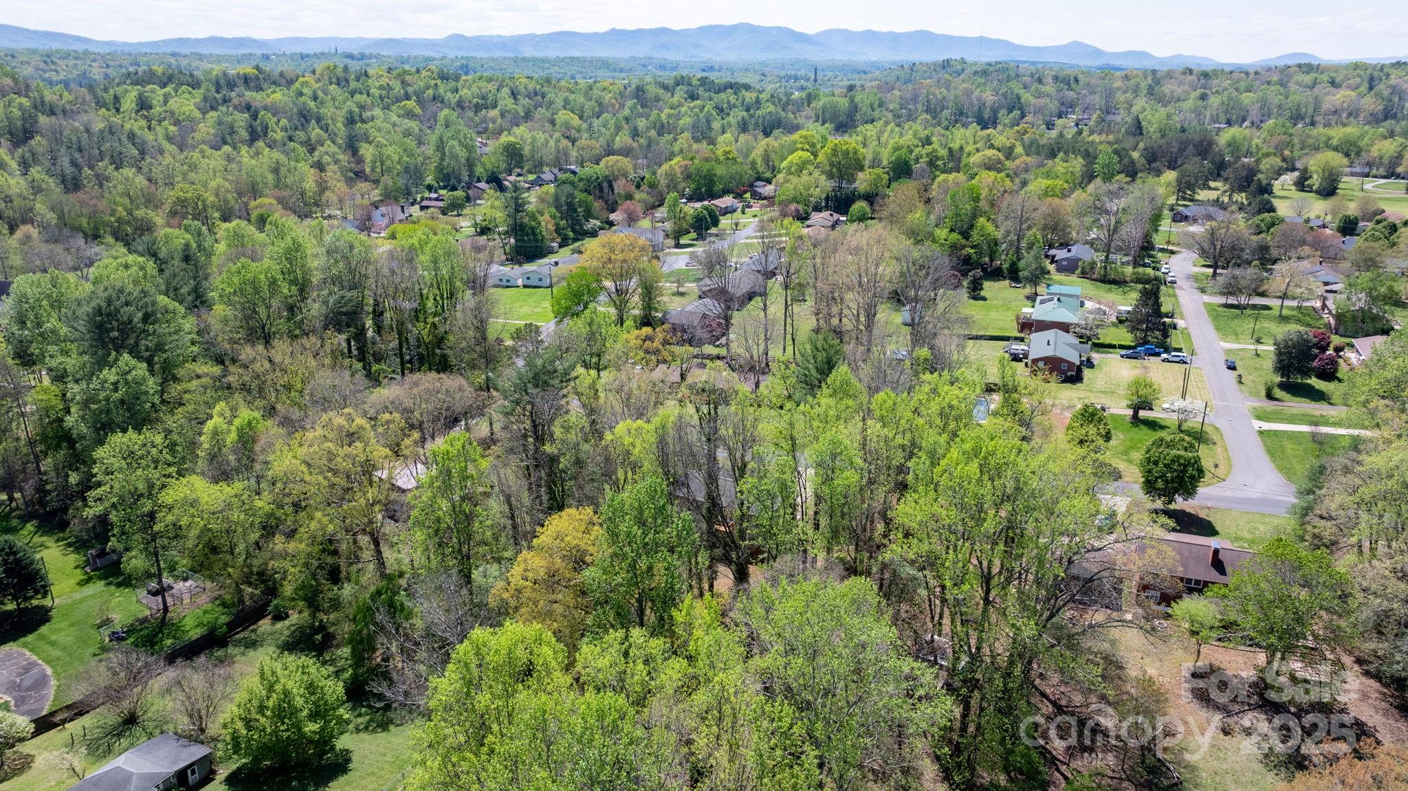 112 N Council Oaks Street