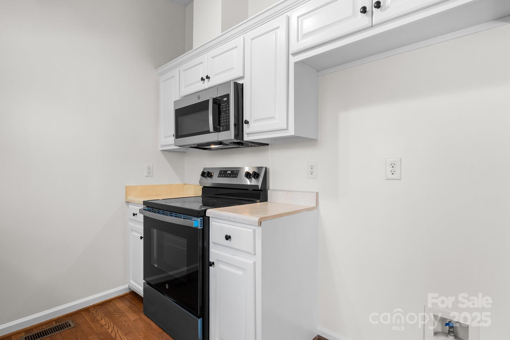 112 N Council Oaks Street