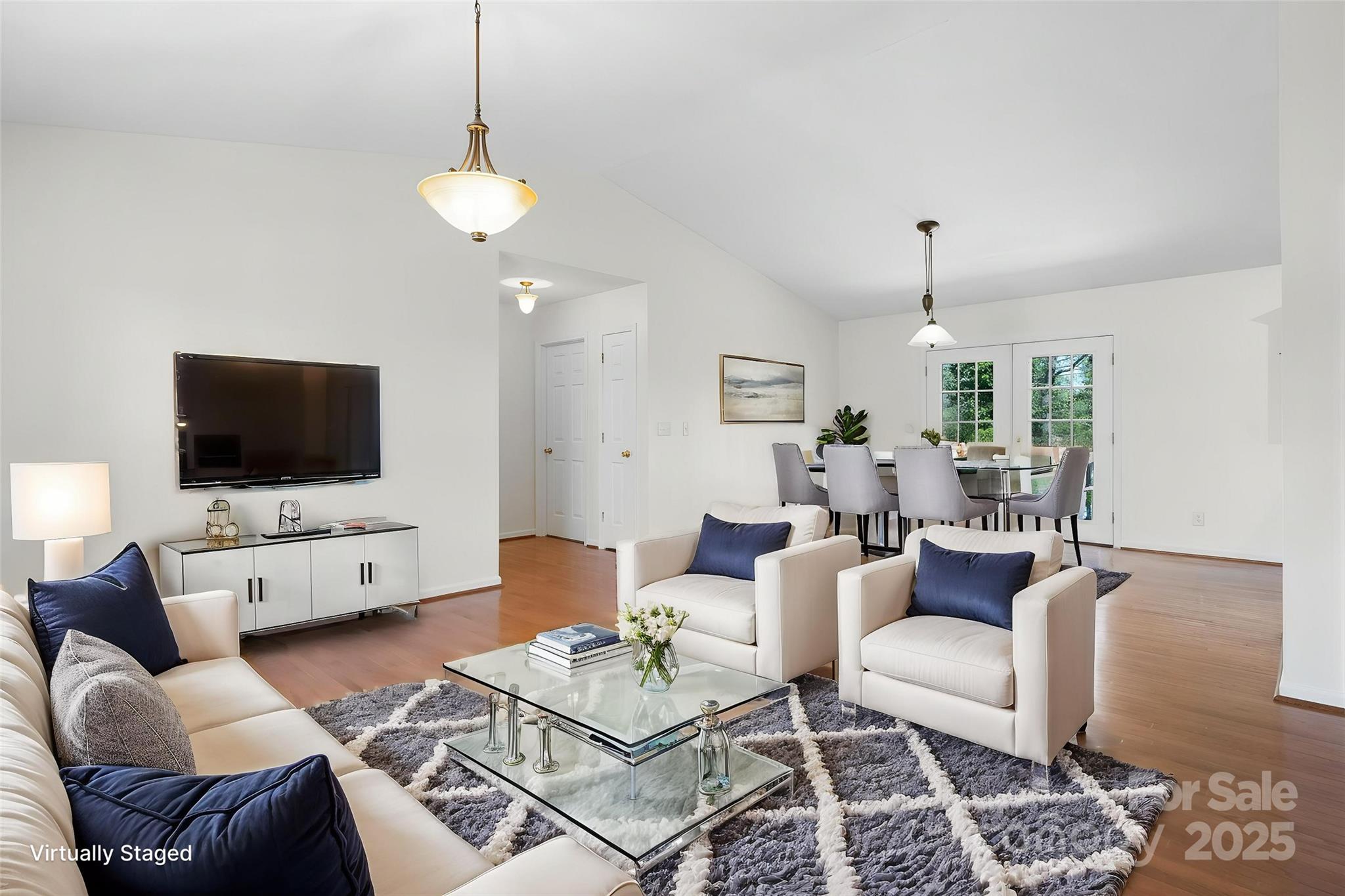 112 N Council Oaks Street