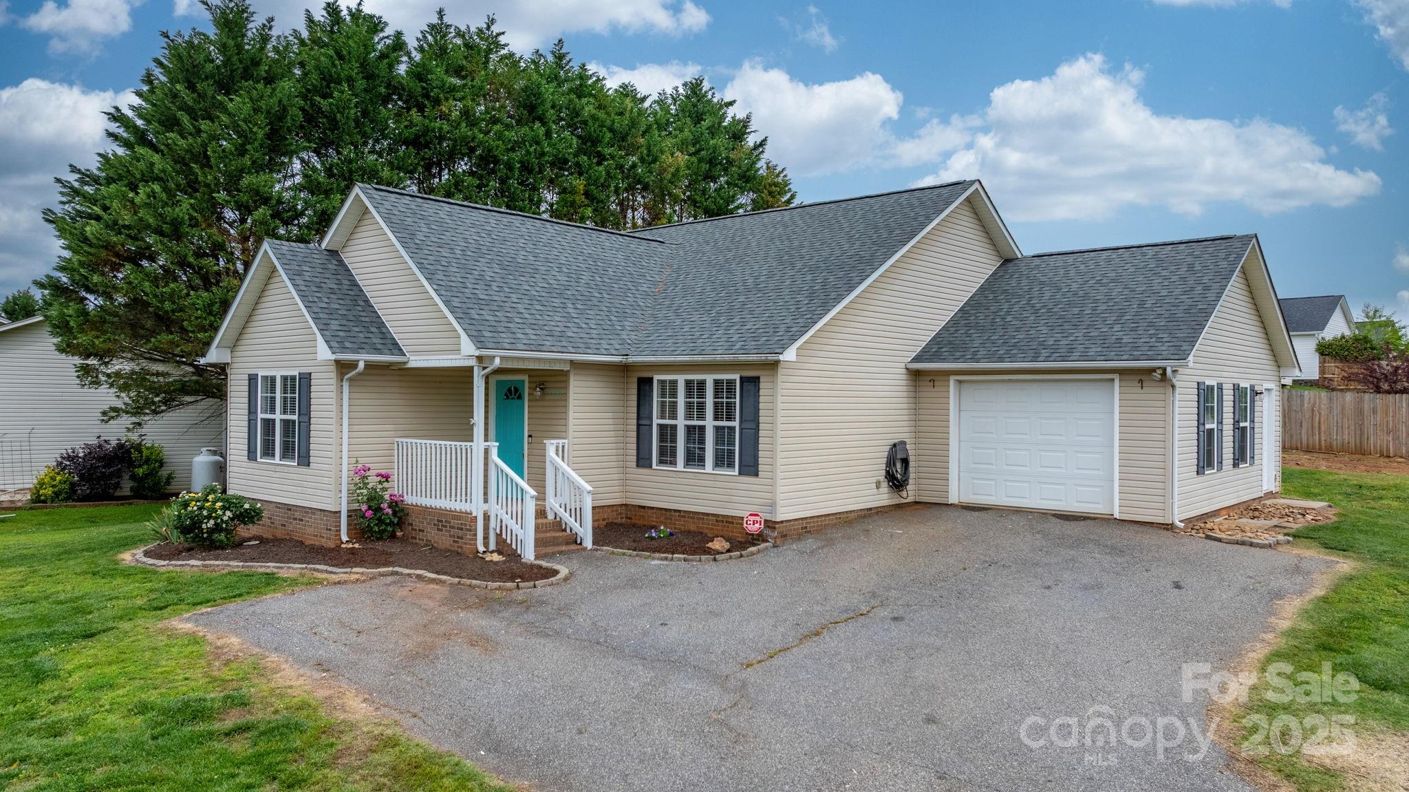 5052 Swinging Bridge Road