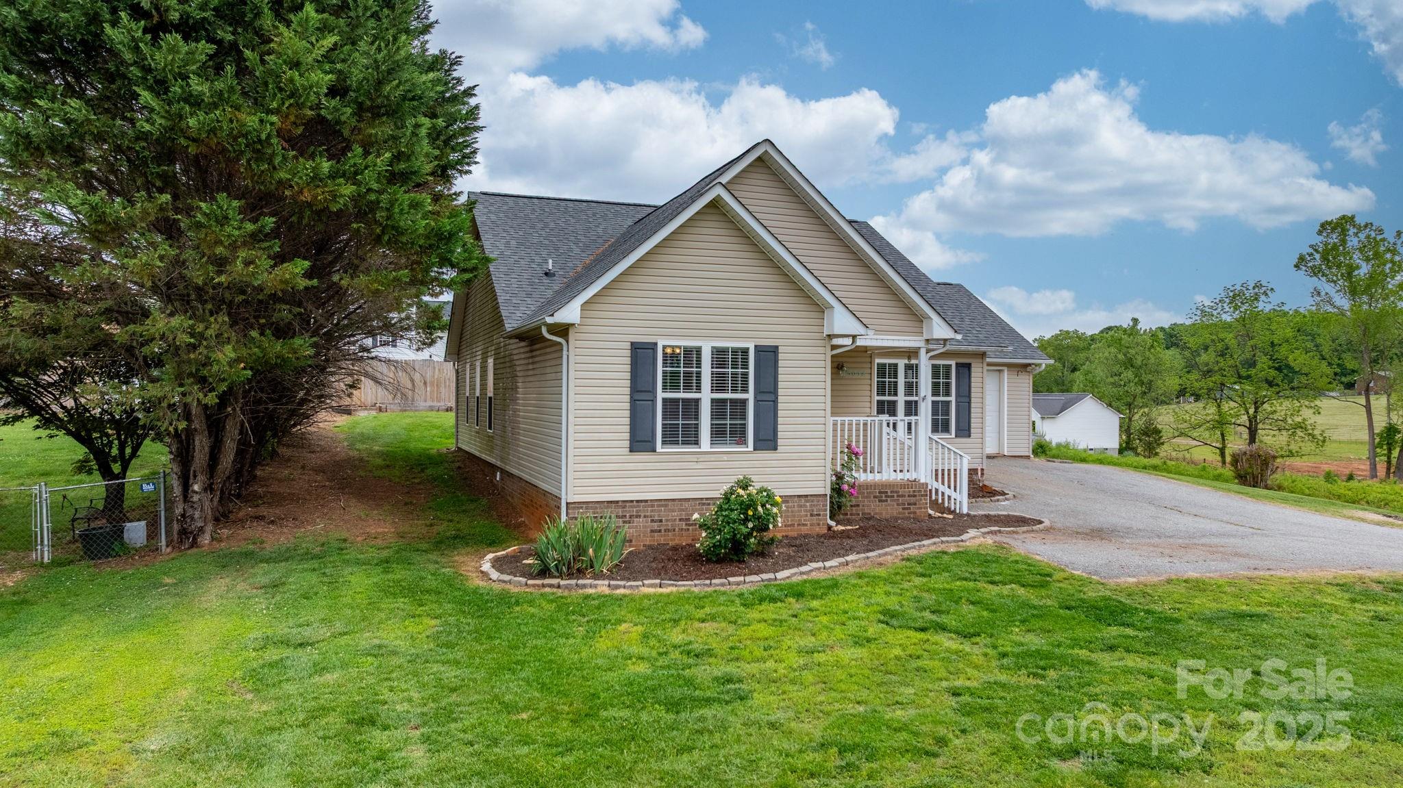 5052 Swinging Bridge Road