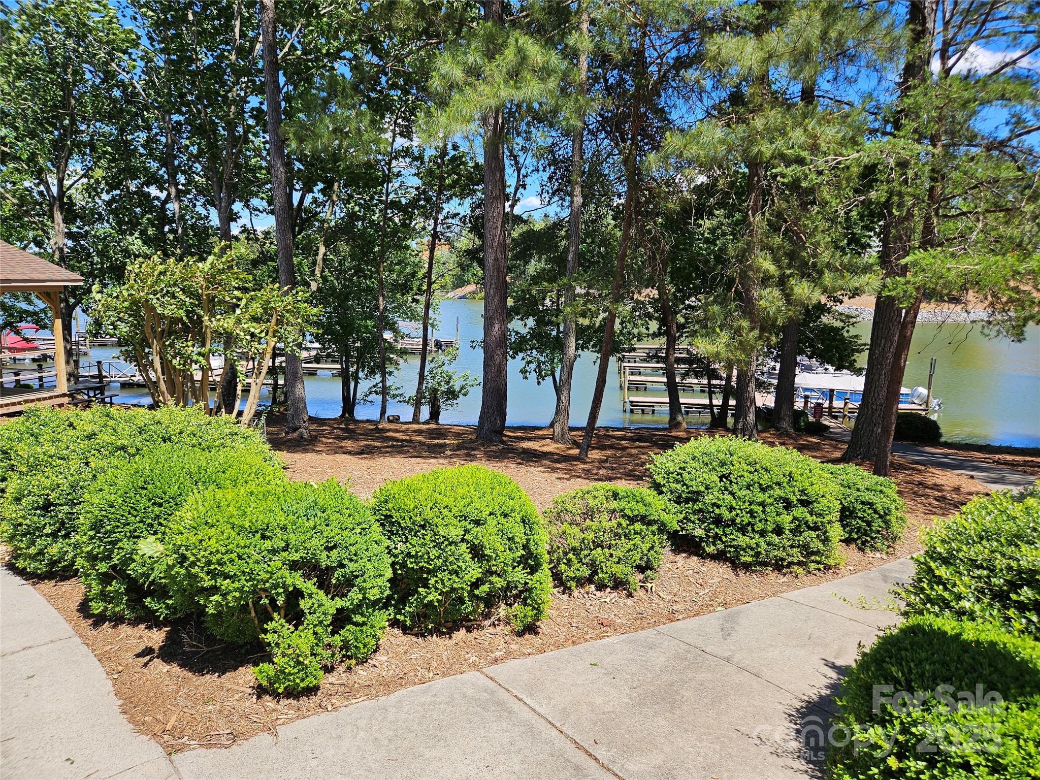 2446 W Paradise Harbor Drive Unit: 13