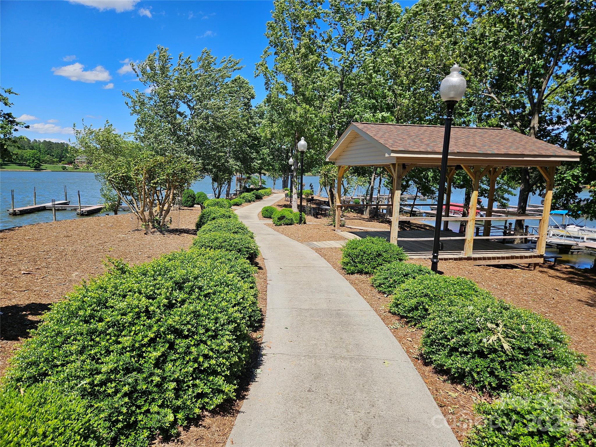 2446 W Paradise Harbor Drive Unit: 13