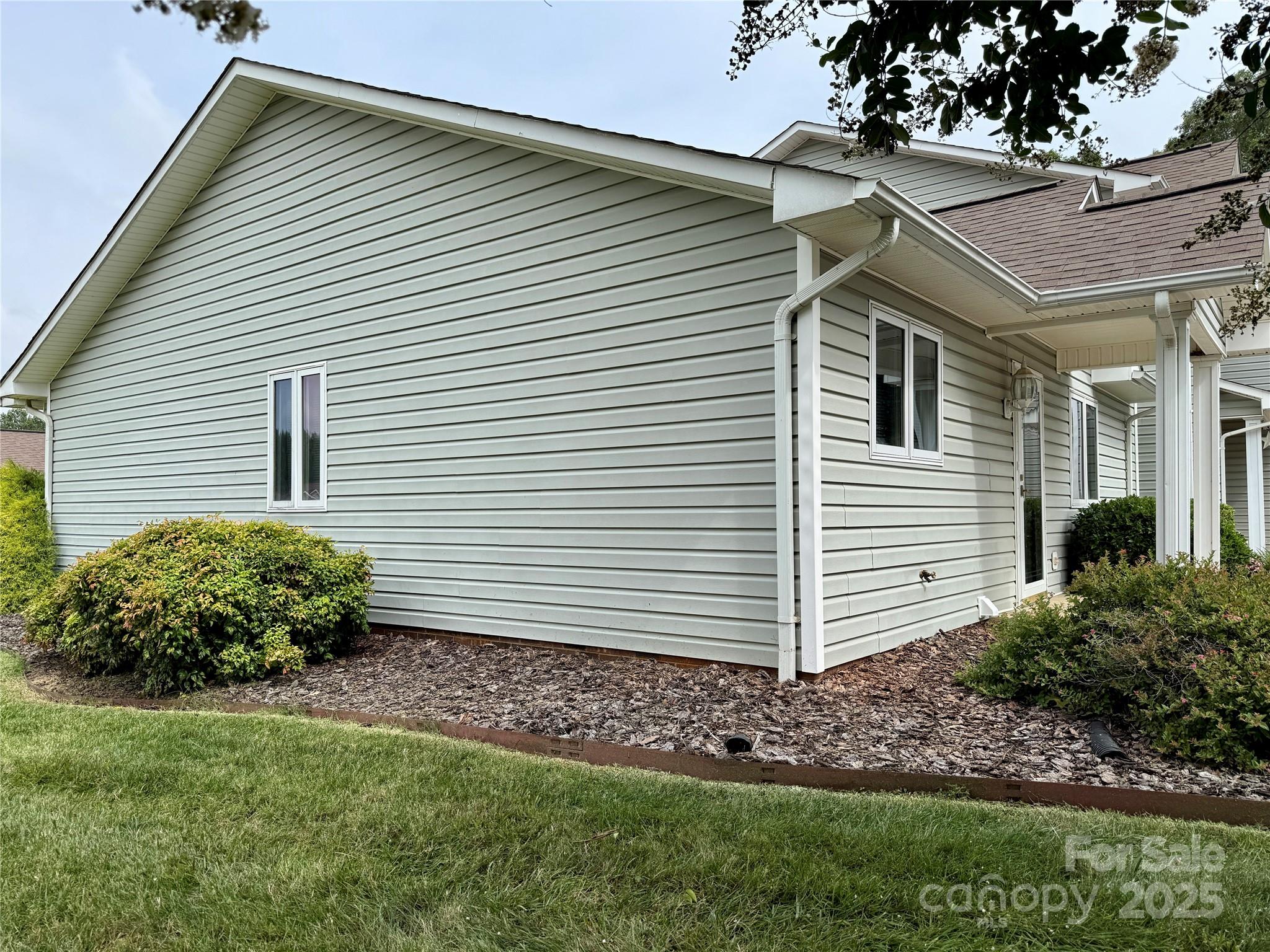 3368 White Oak Court
