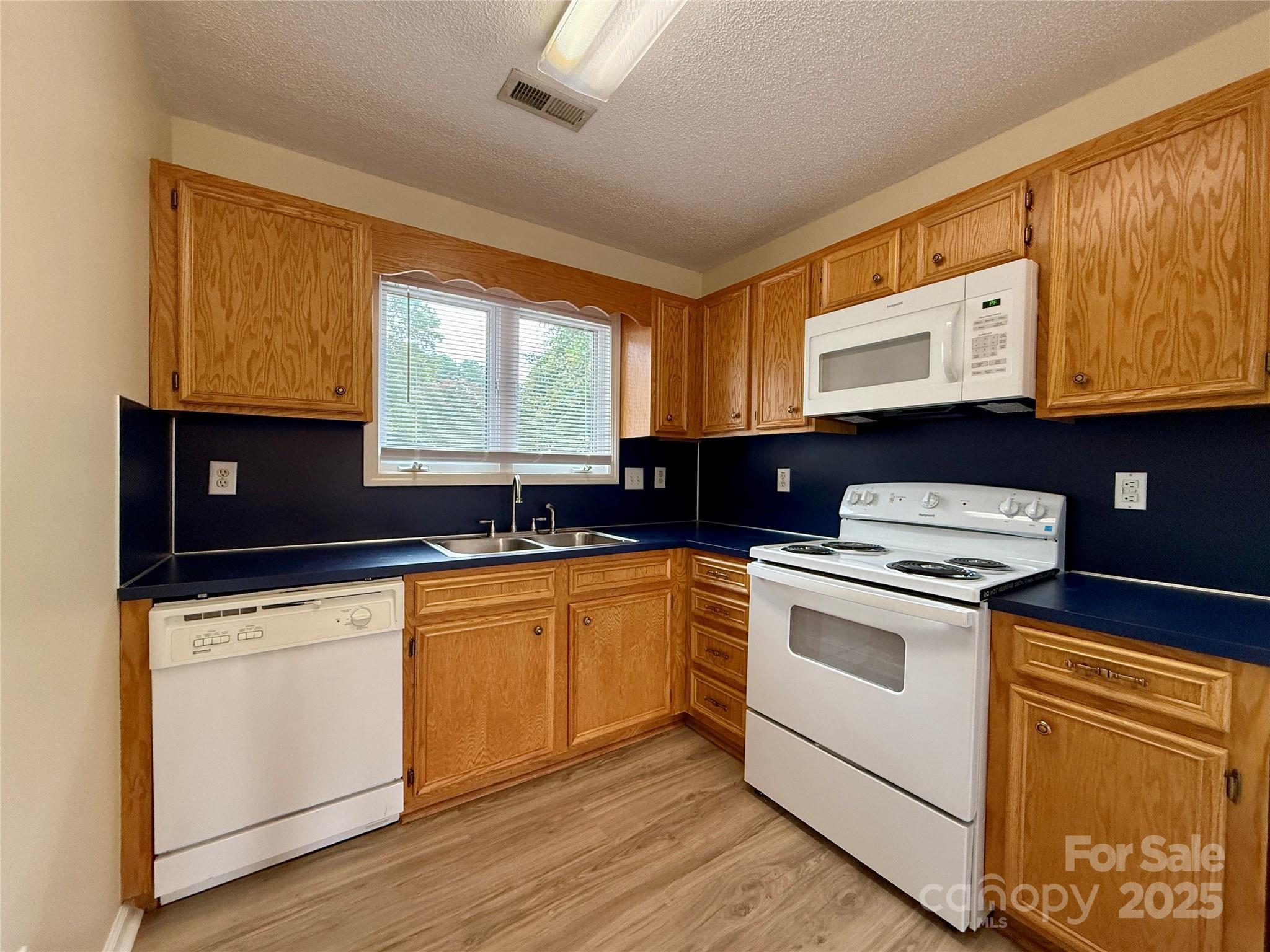 3368 White Oak Court