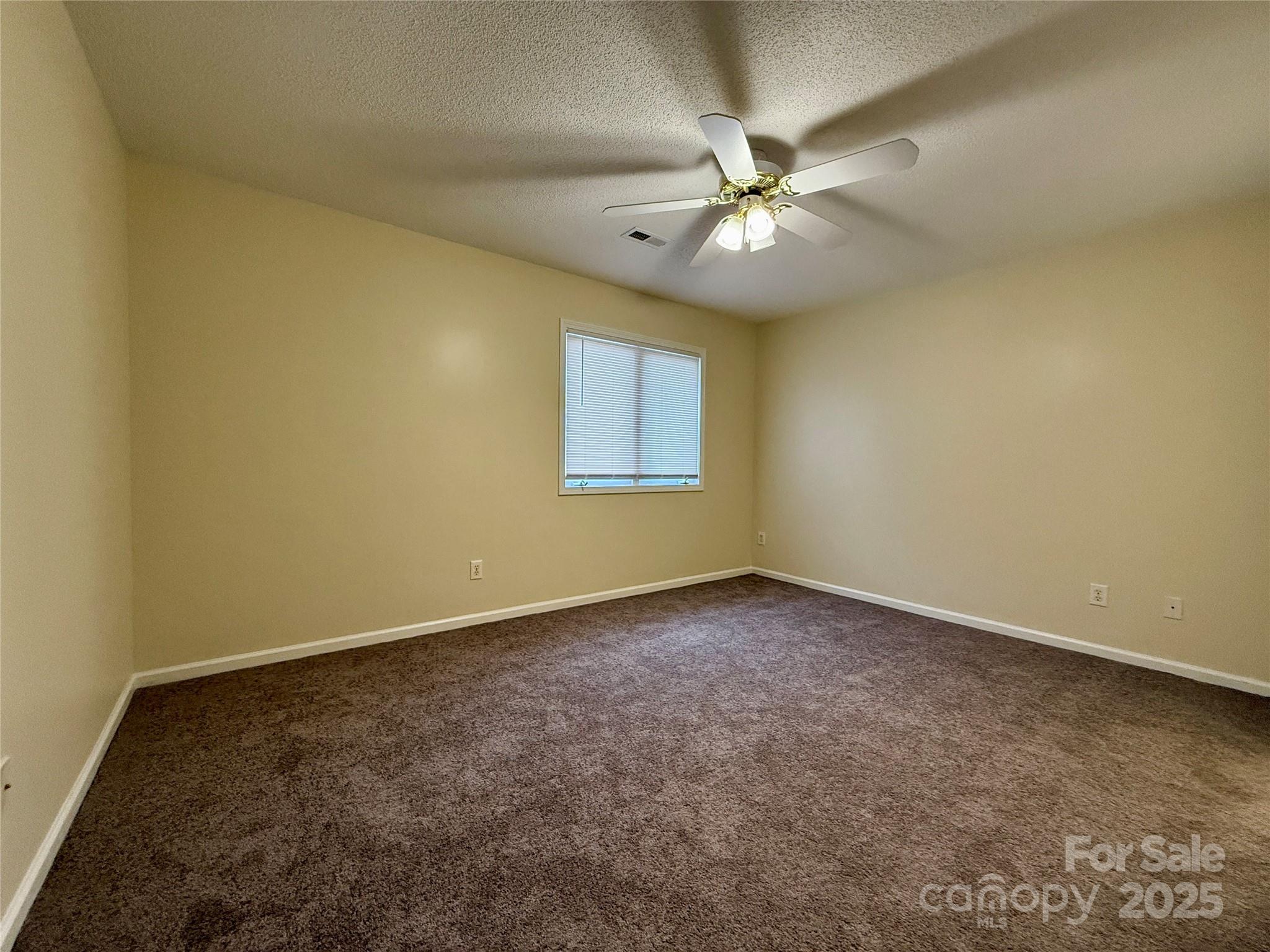 3368 White Oak Court