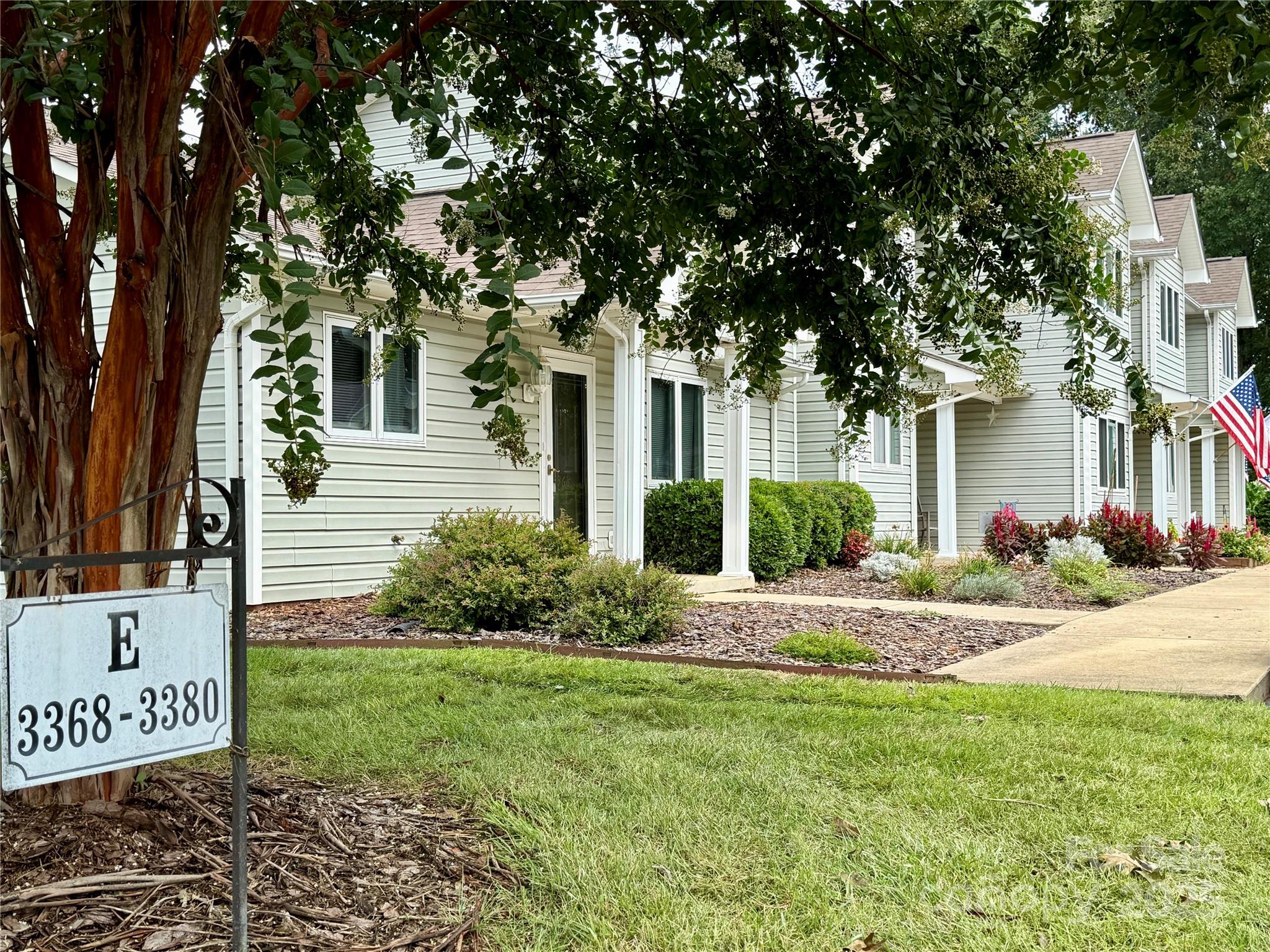 3368 White Oak Court