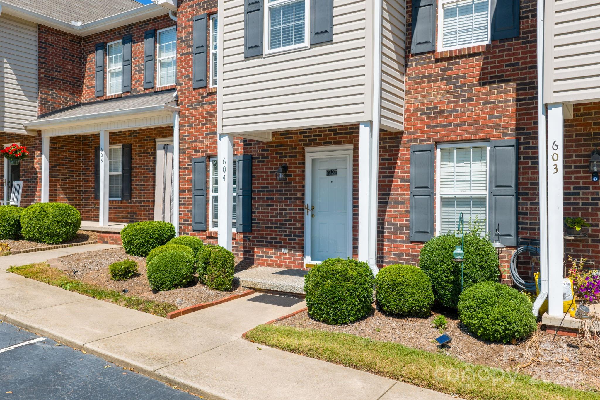1102 22nd Street NE Unit: 604