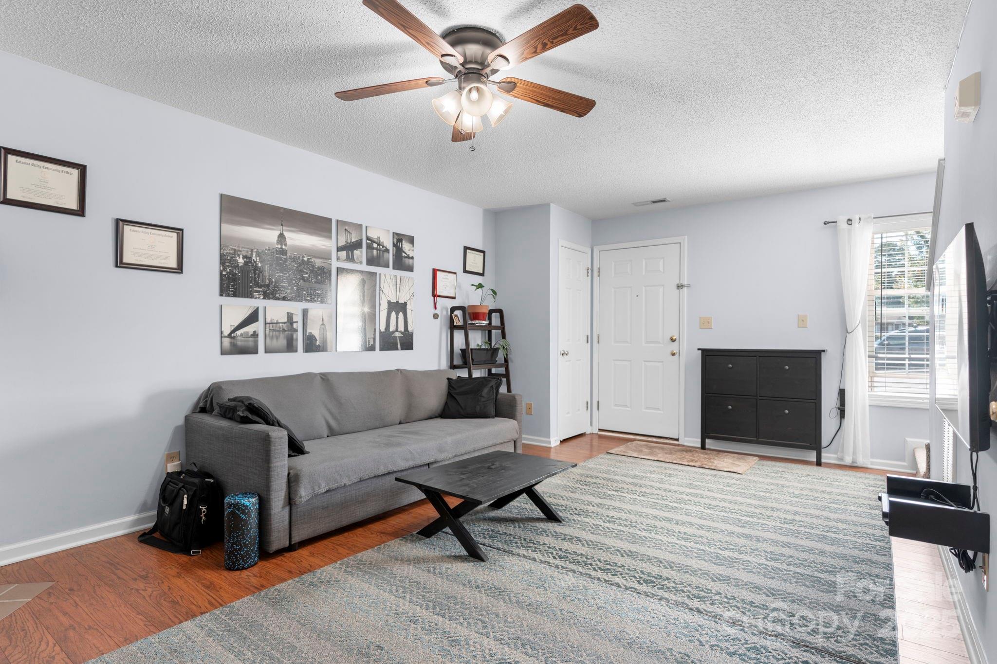 1102 22nd Street NE Unit: 604