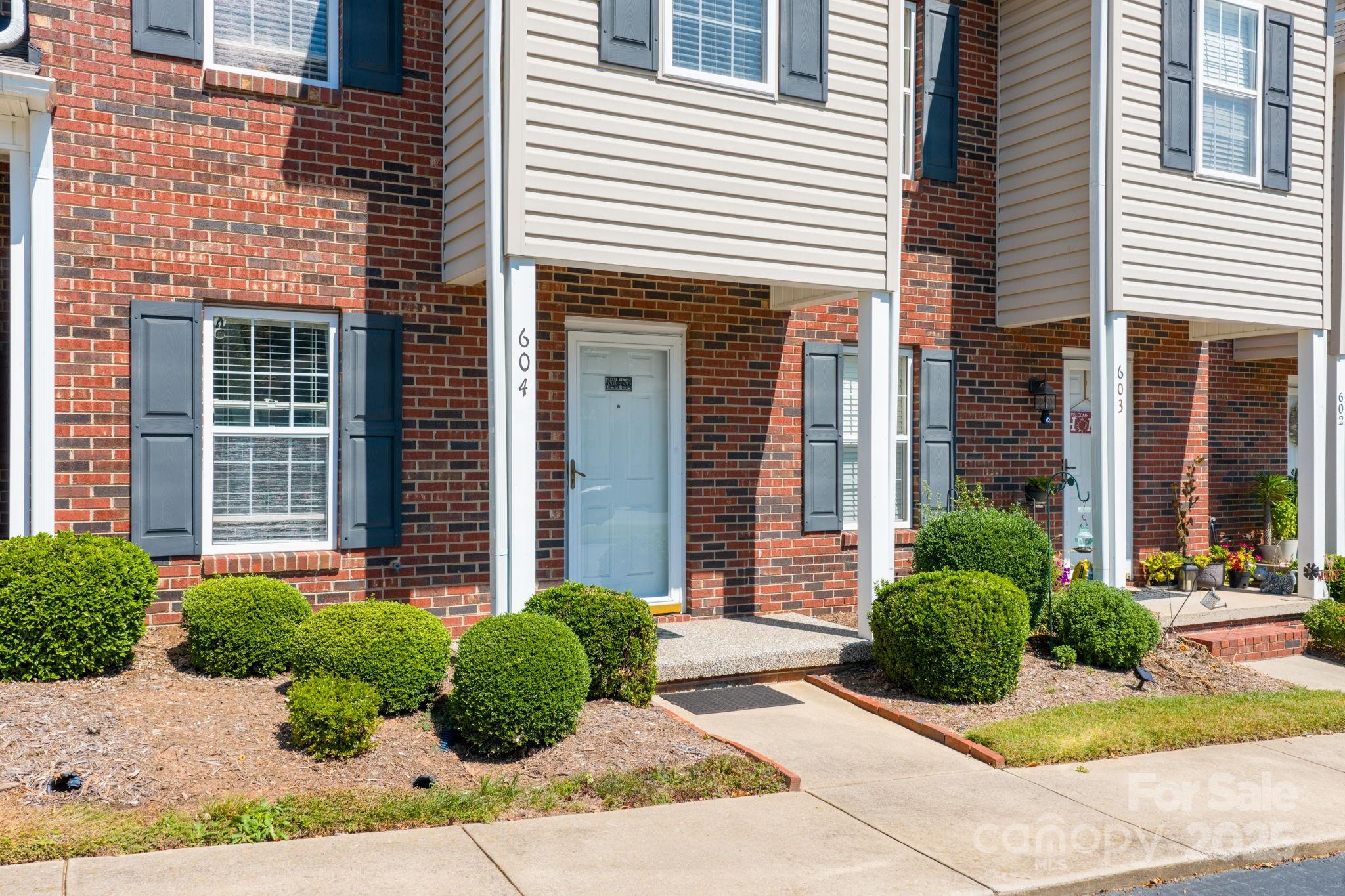 1102 22nd Street NE Unit: 604