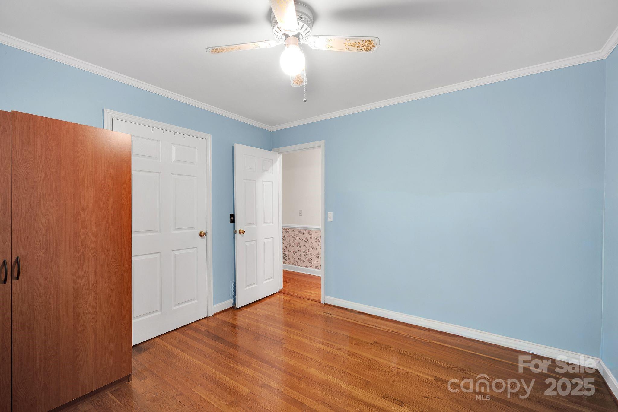 5006 Poplar View Lane