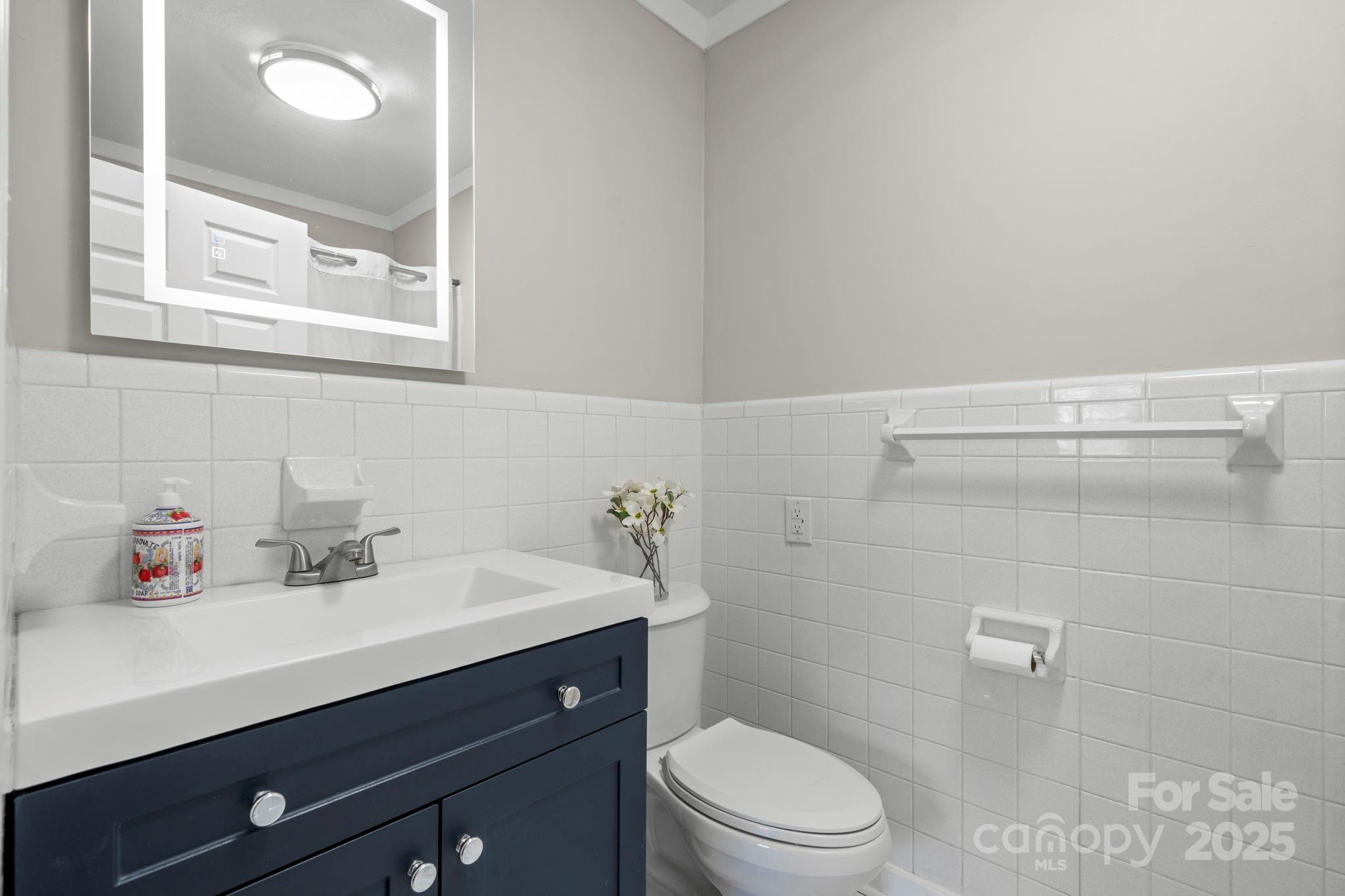 1905 10th Street Place NW