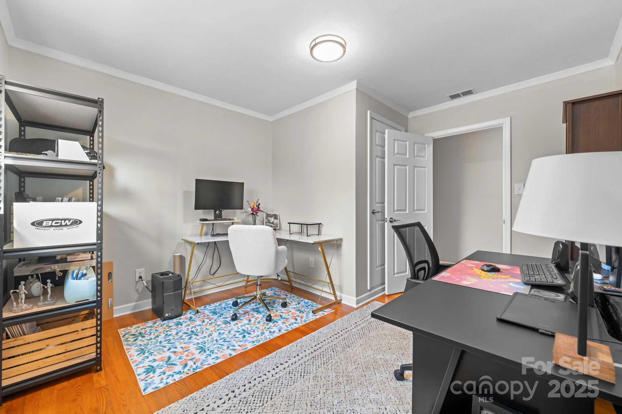 1905 10th Street Place NW