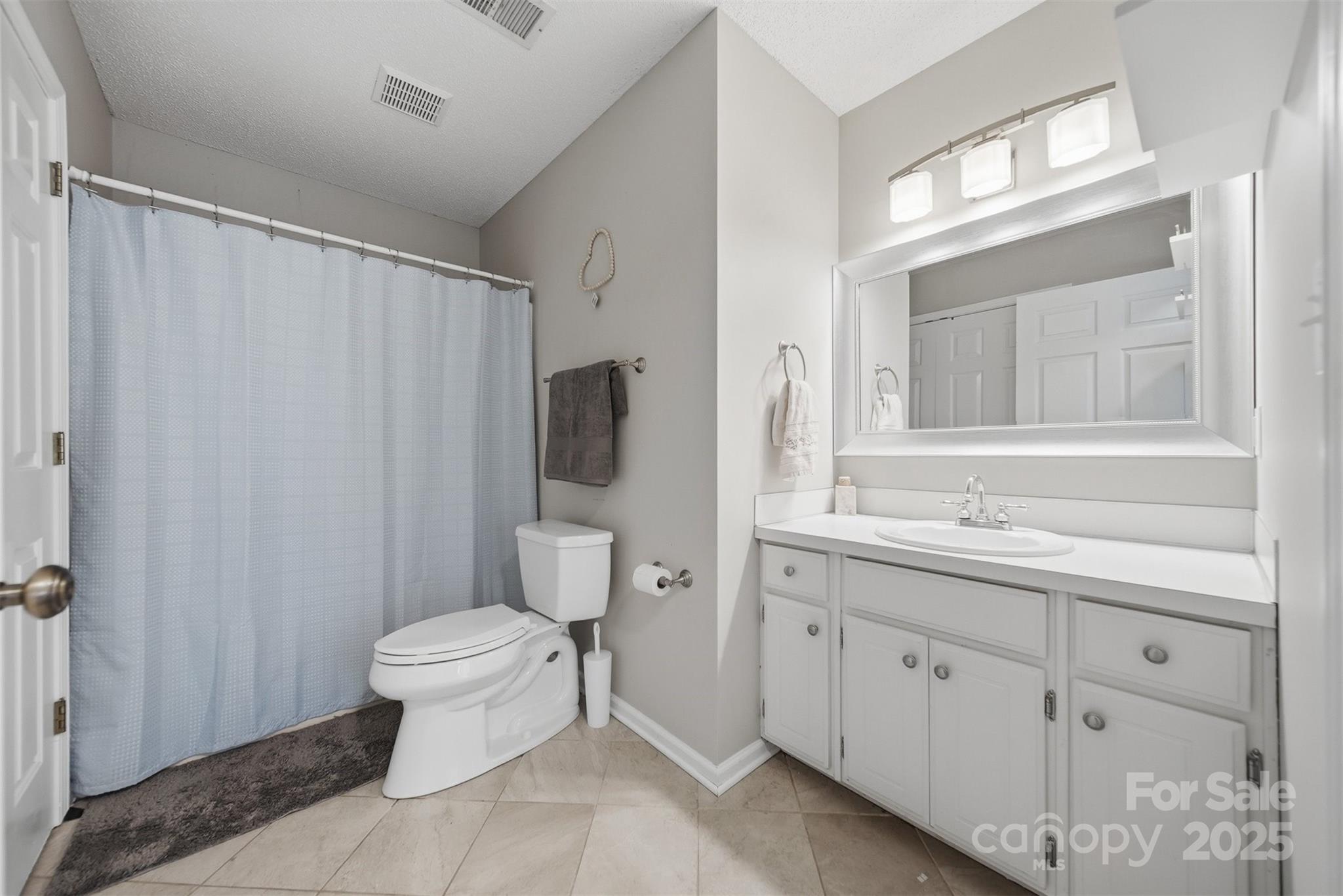 102 Brandywine Drive NE Unit: T1