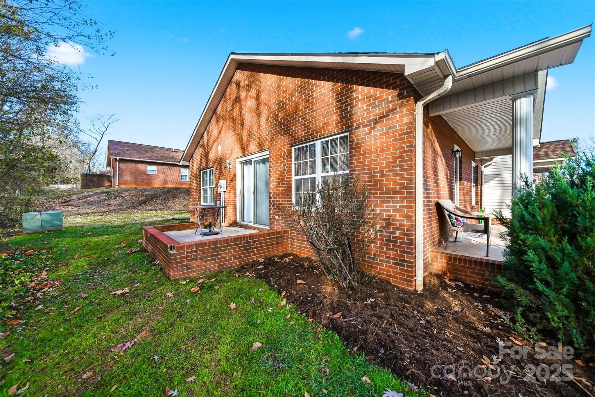 102 Brandywine Drive NE Unit: T1