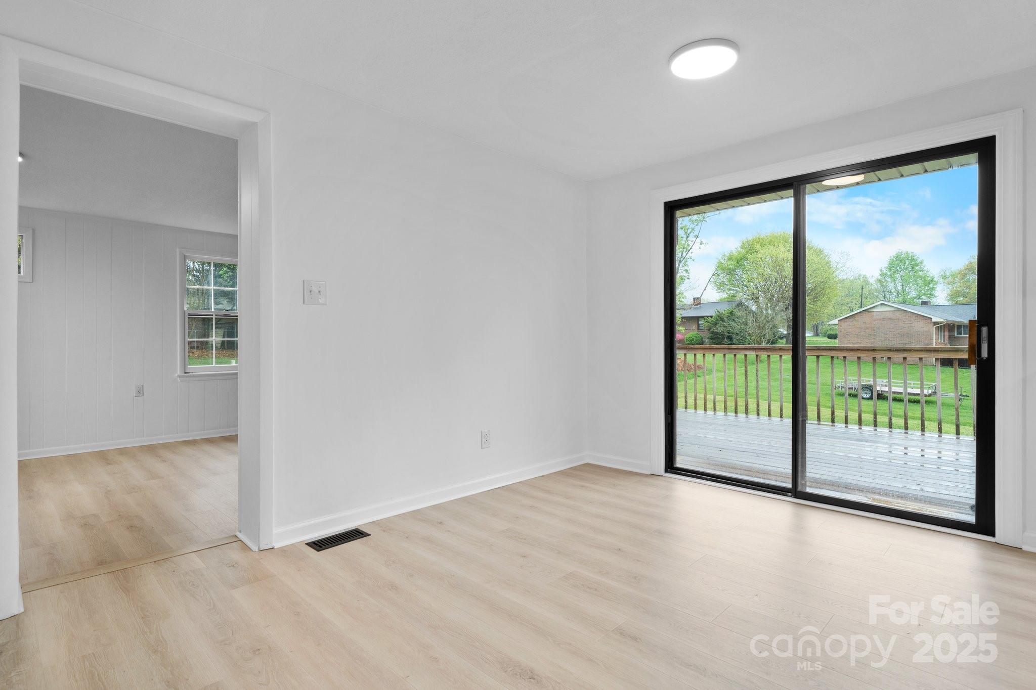 1500 19th Avenue Place NE