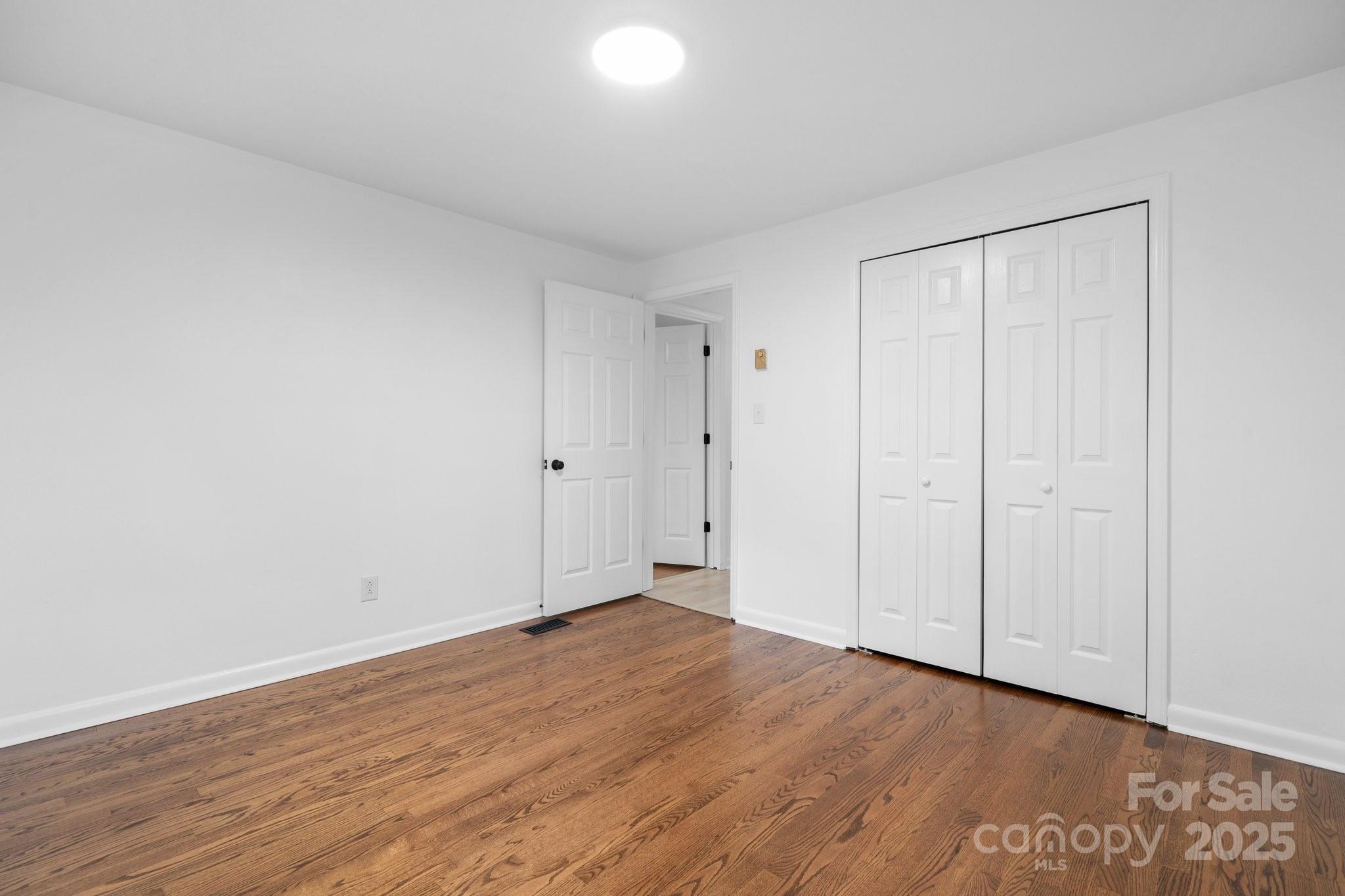 1500 19th Avenue Place NE