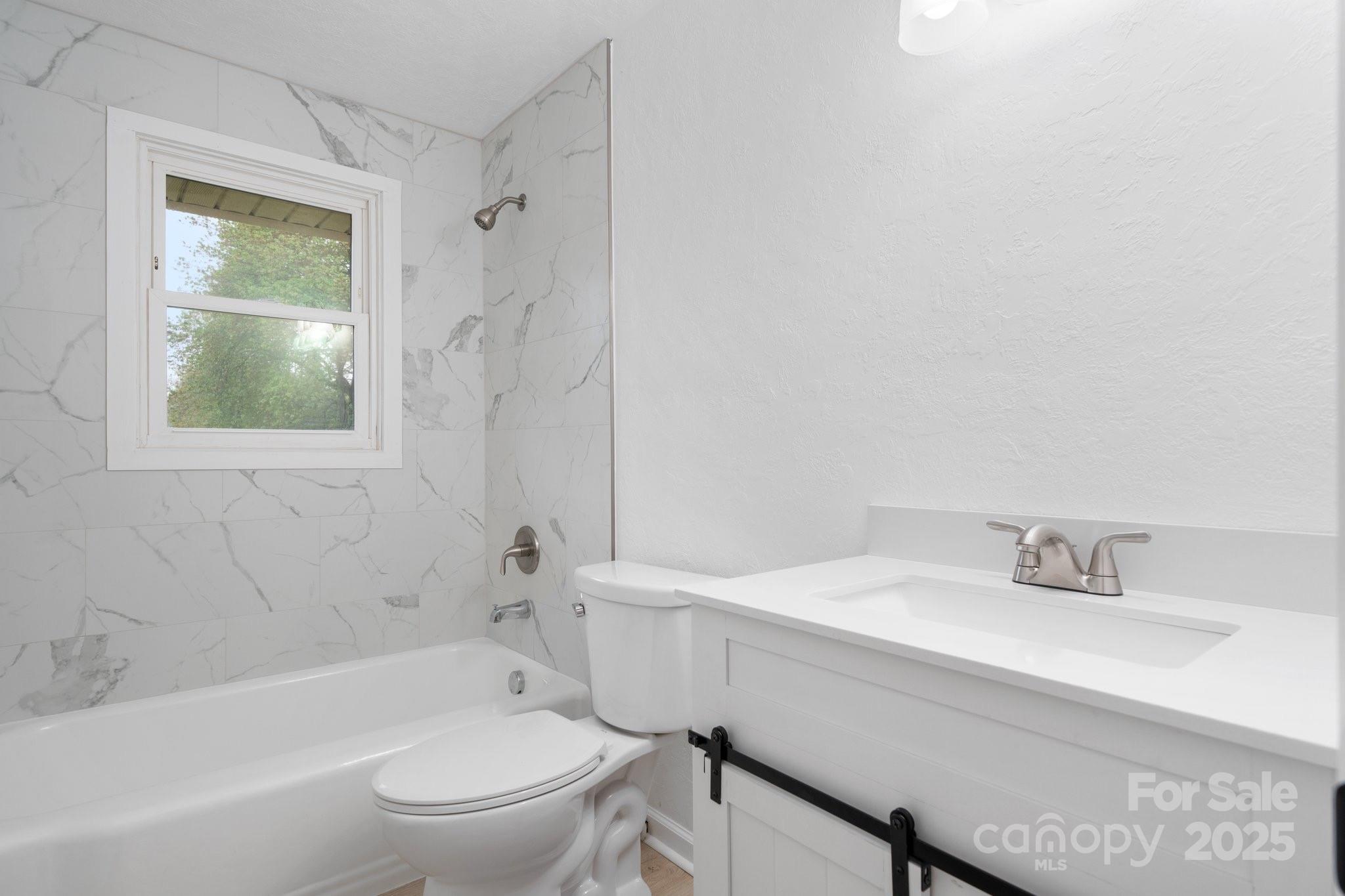 1500 19th Avenue Place NE