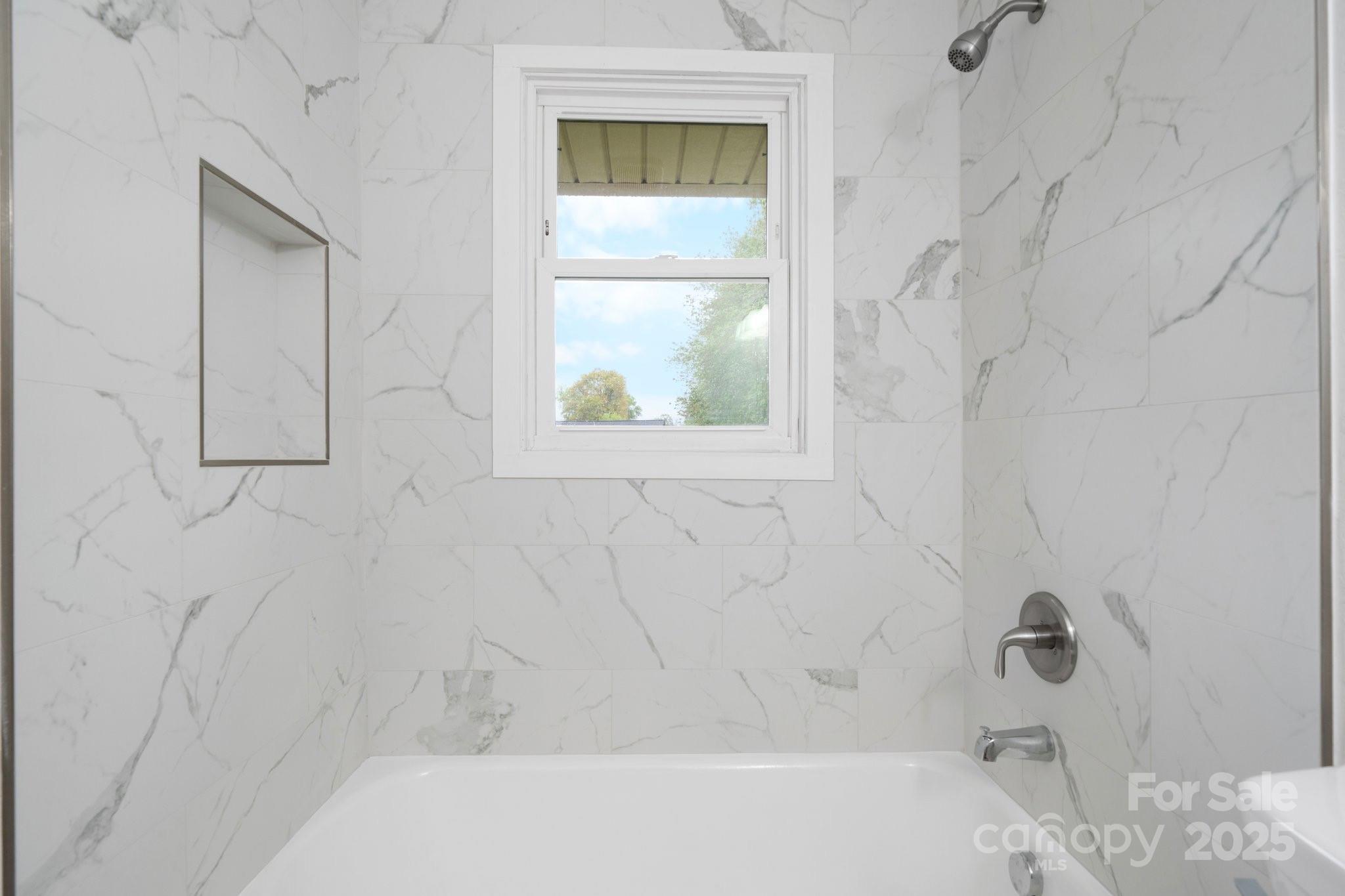 1500 19th Avenue Place NE