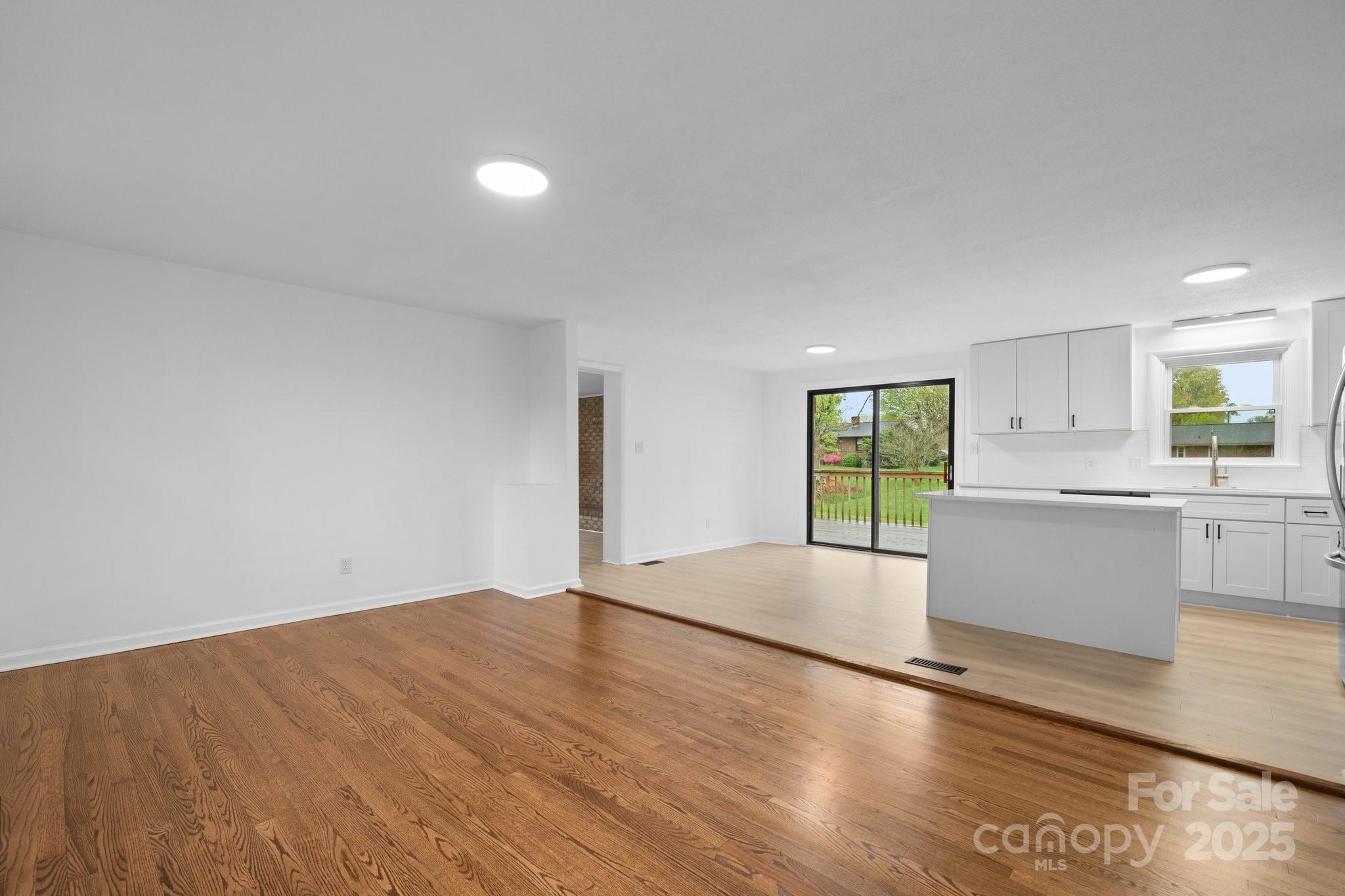 1500 19th Avenue Place NE