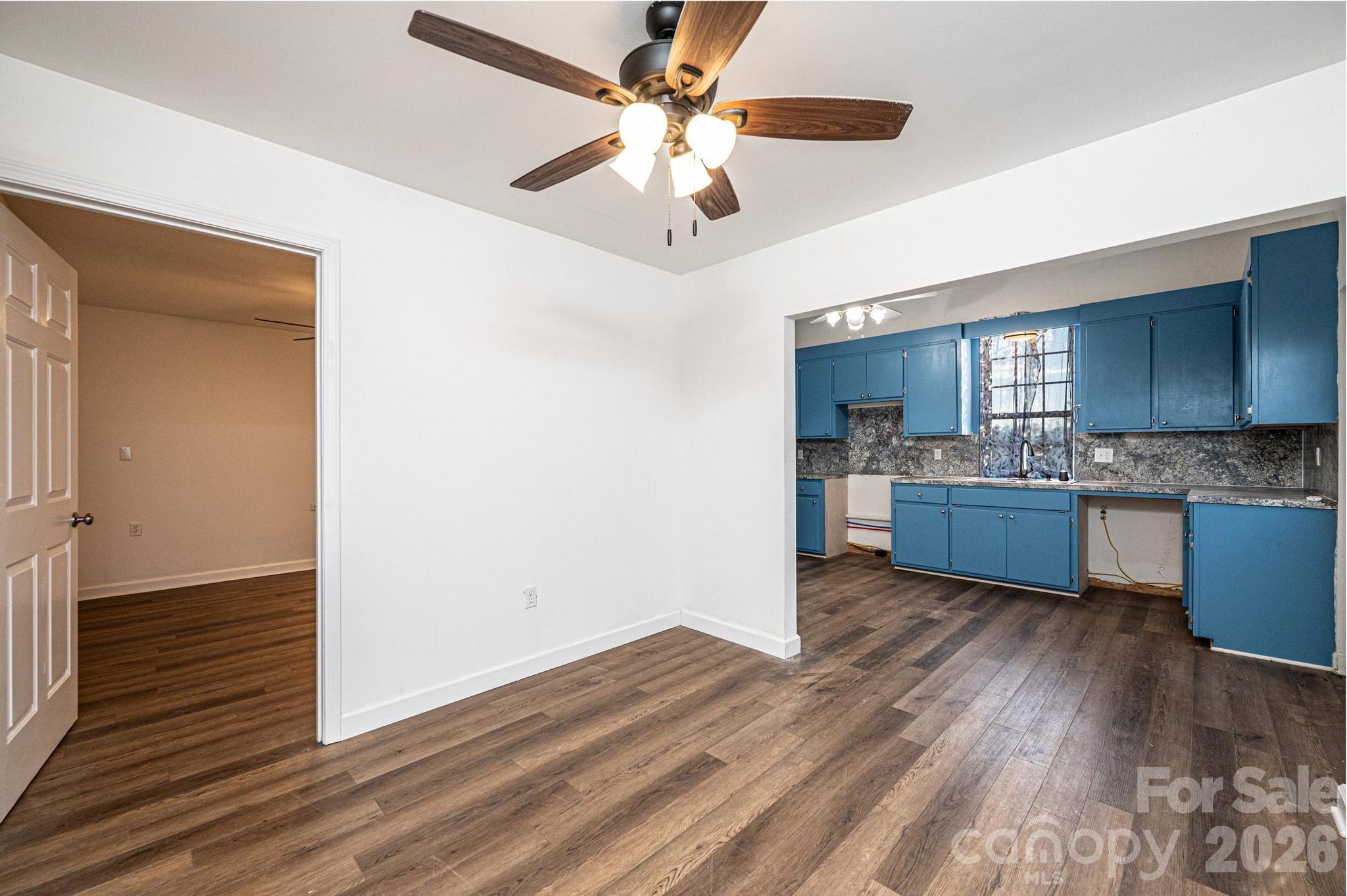 5567 Reid Road