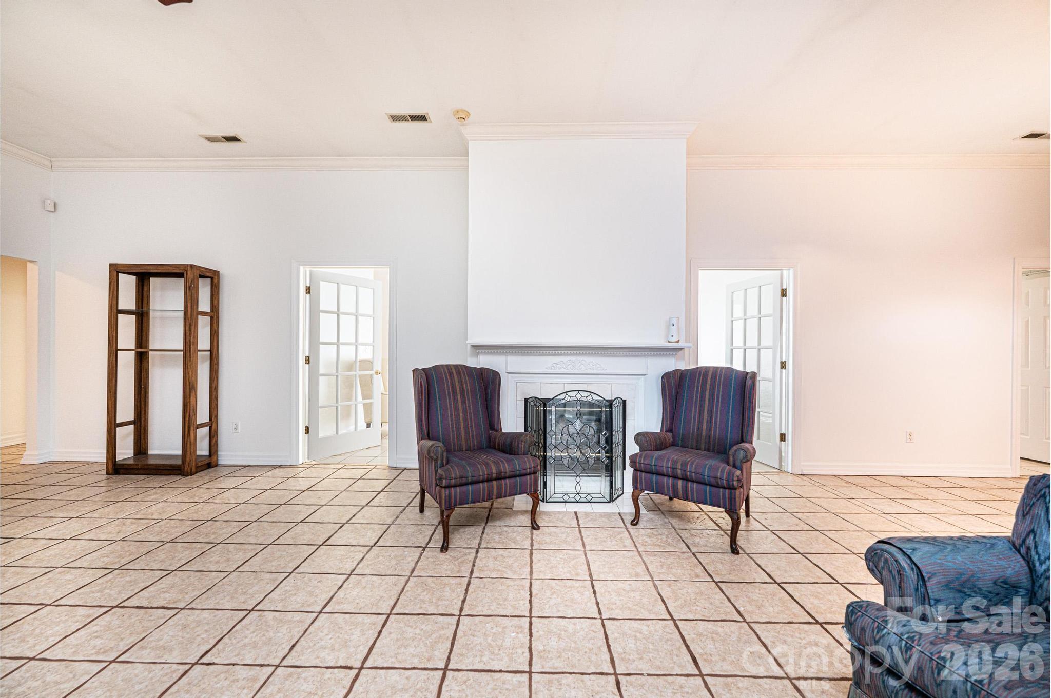 5567 Reid Road