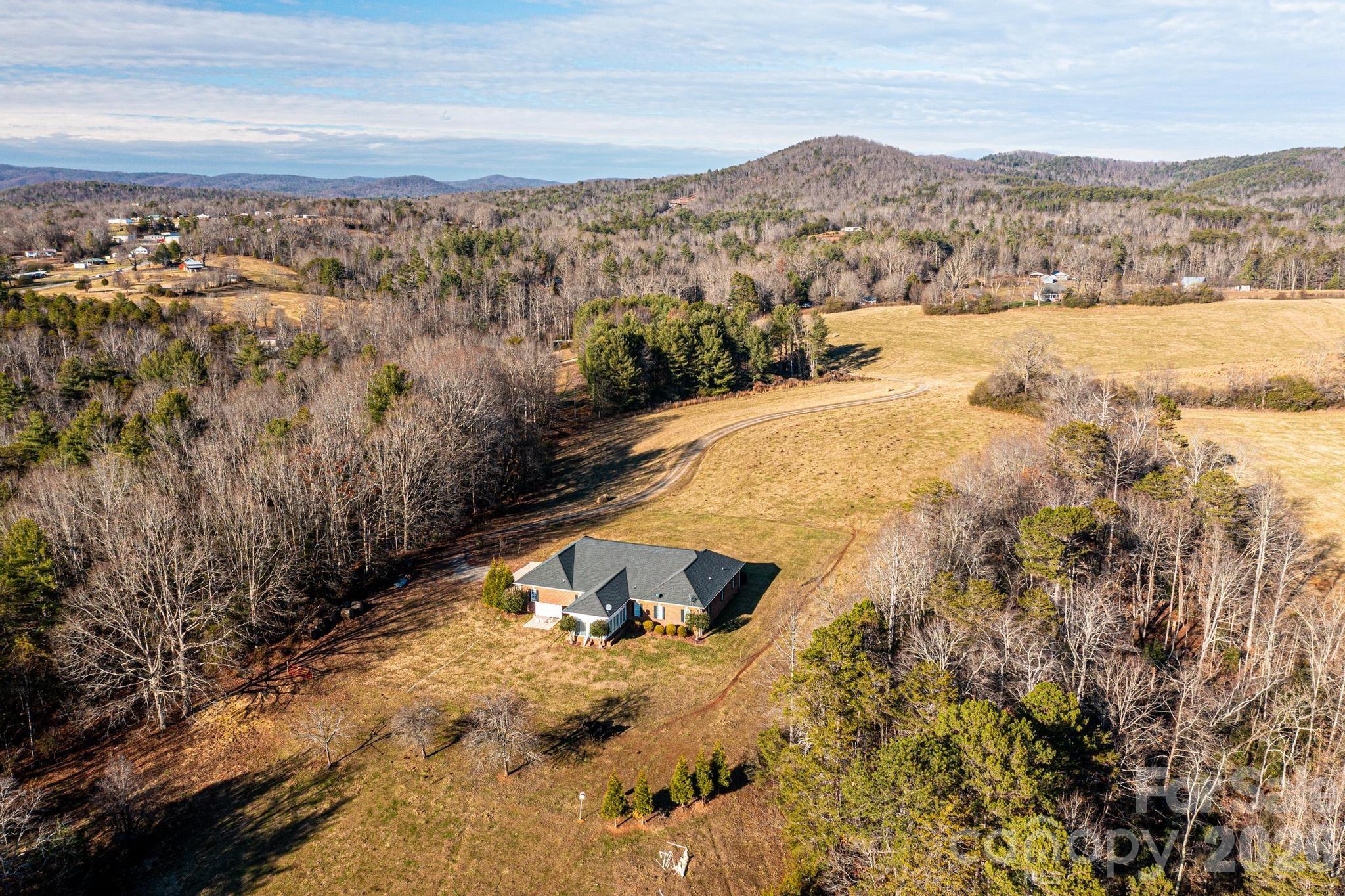 5567 Reid Road
