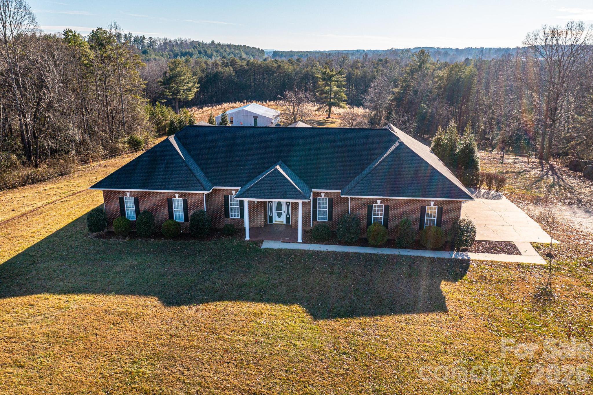 5567 Reid Road
