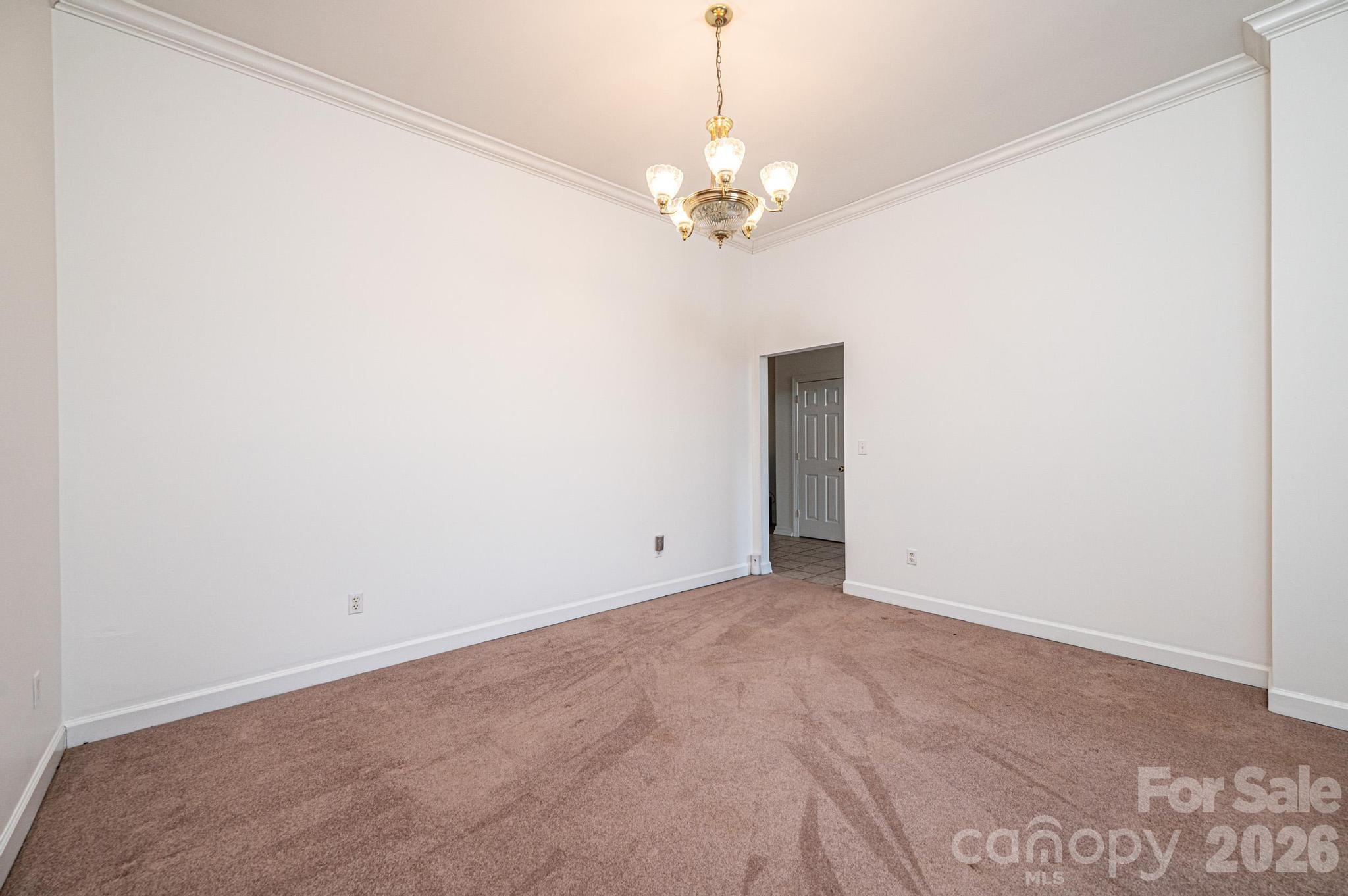 5567 Reid Road