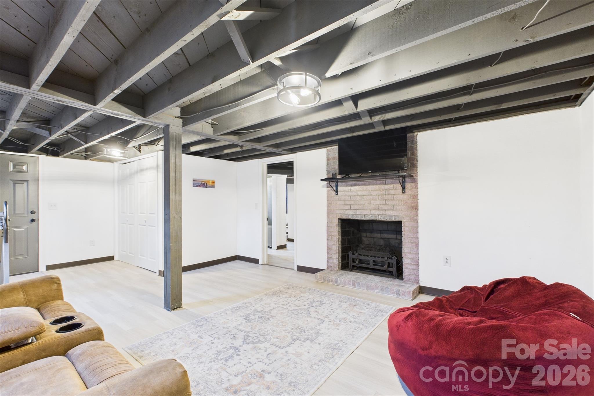 3115 Falling Creek Road NE