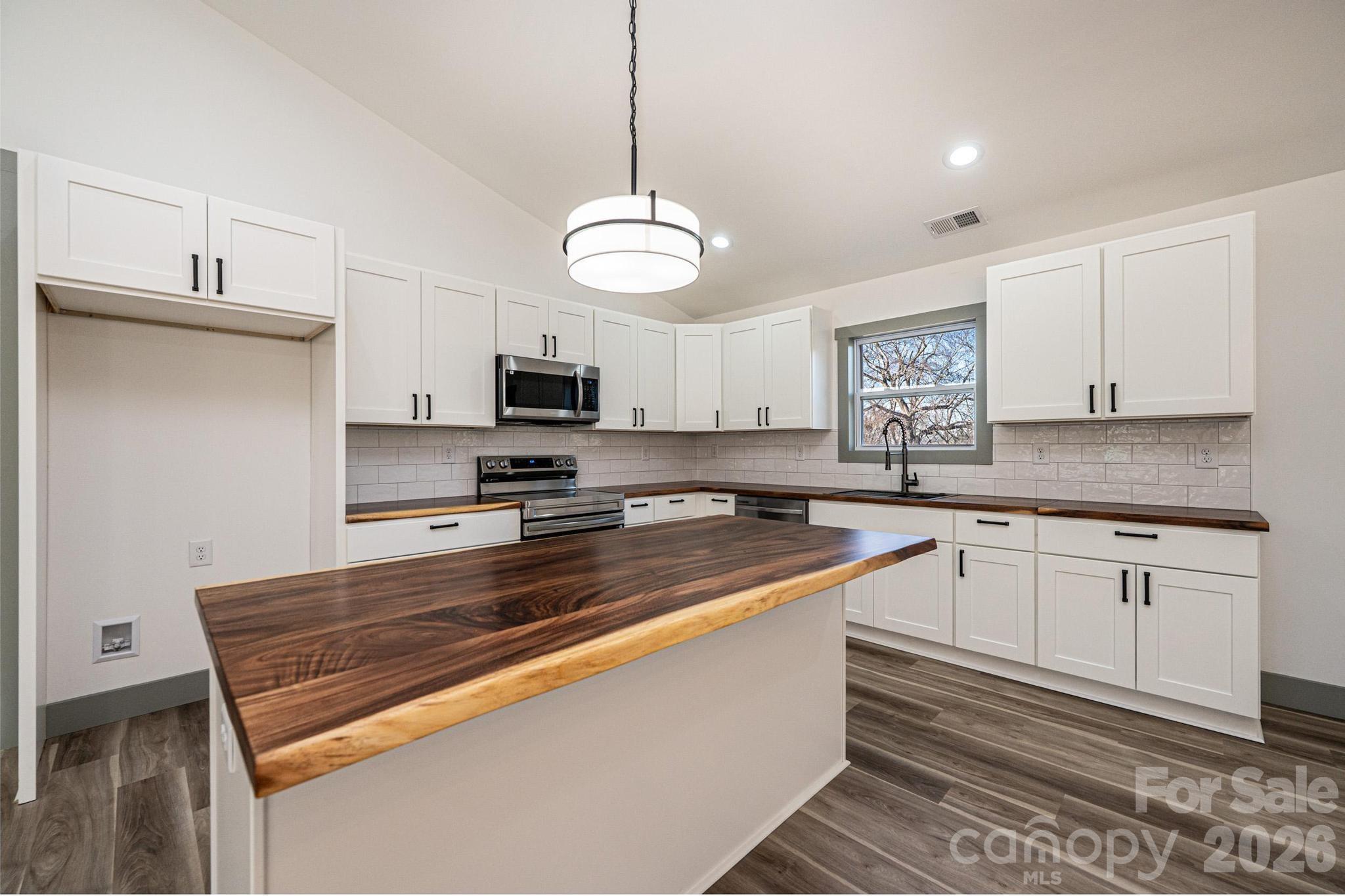 2552 Icard School Road