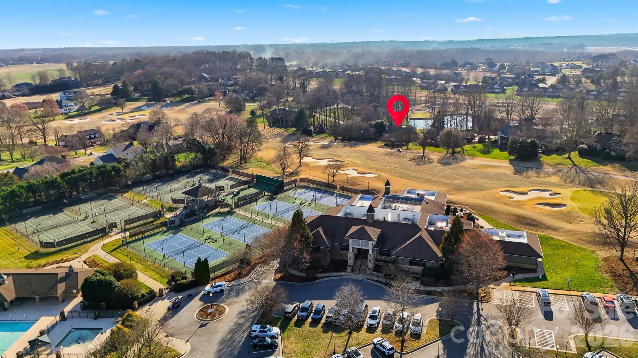 3718 Club House Drive NE