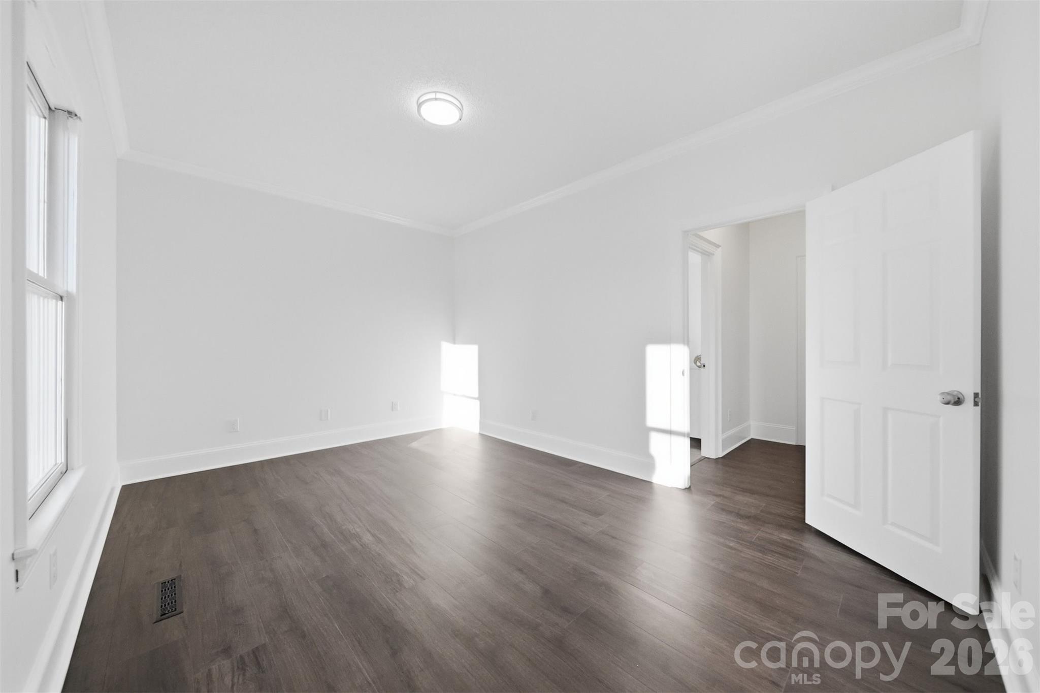 3718 Club House Drive NE