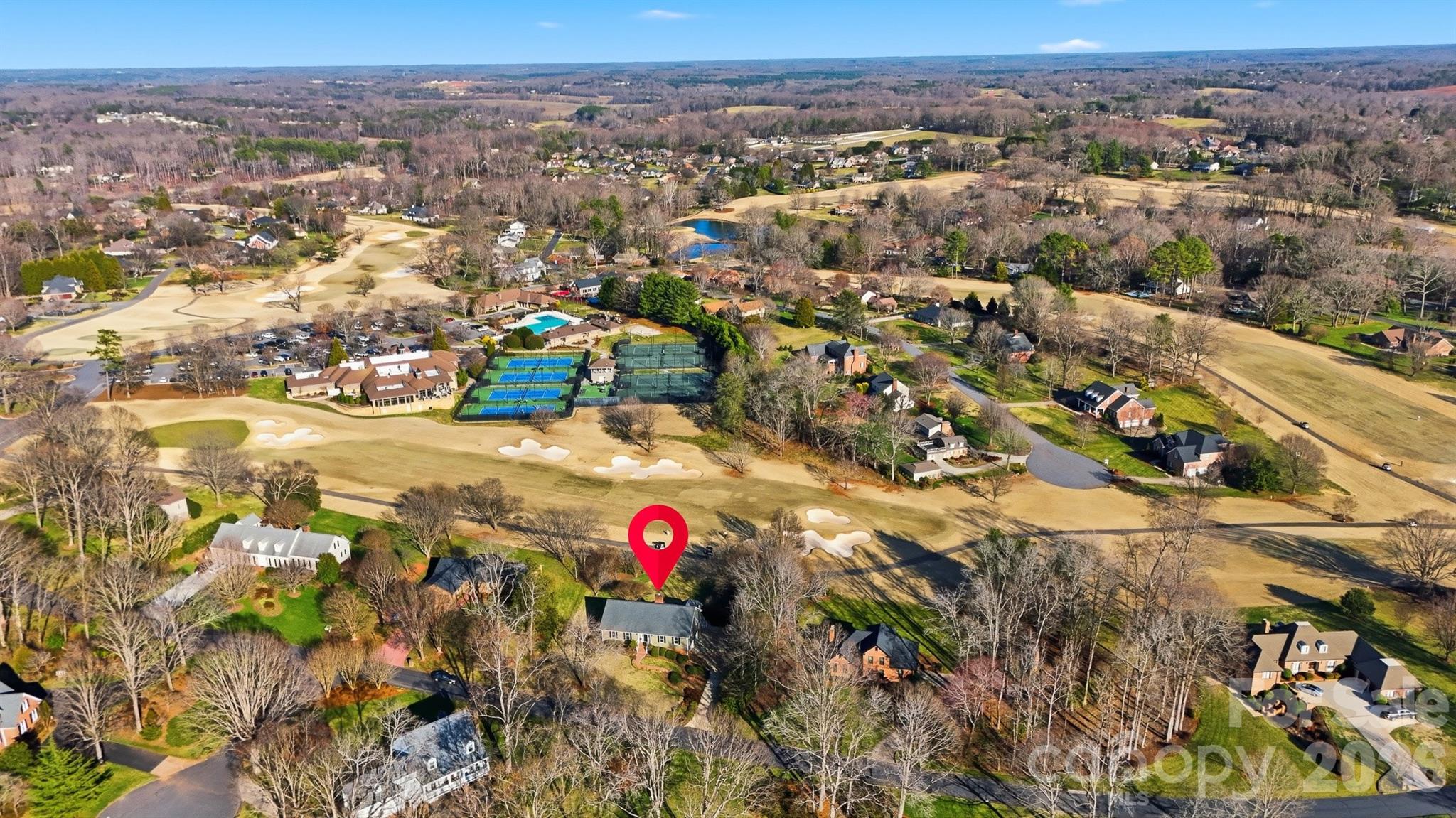 3718 Club House Drive NE