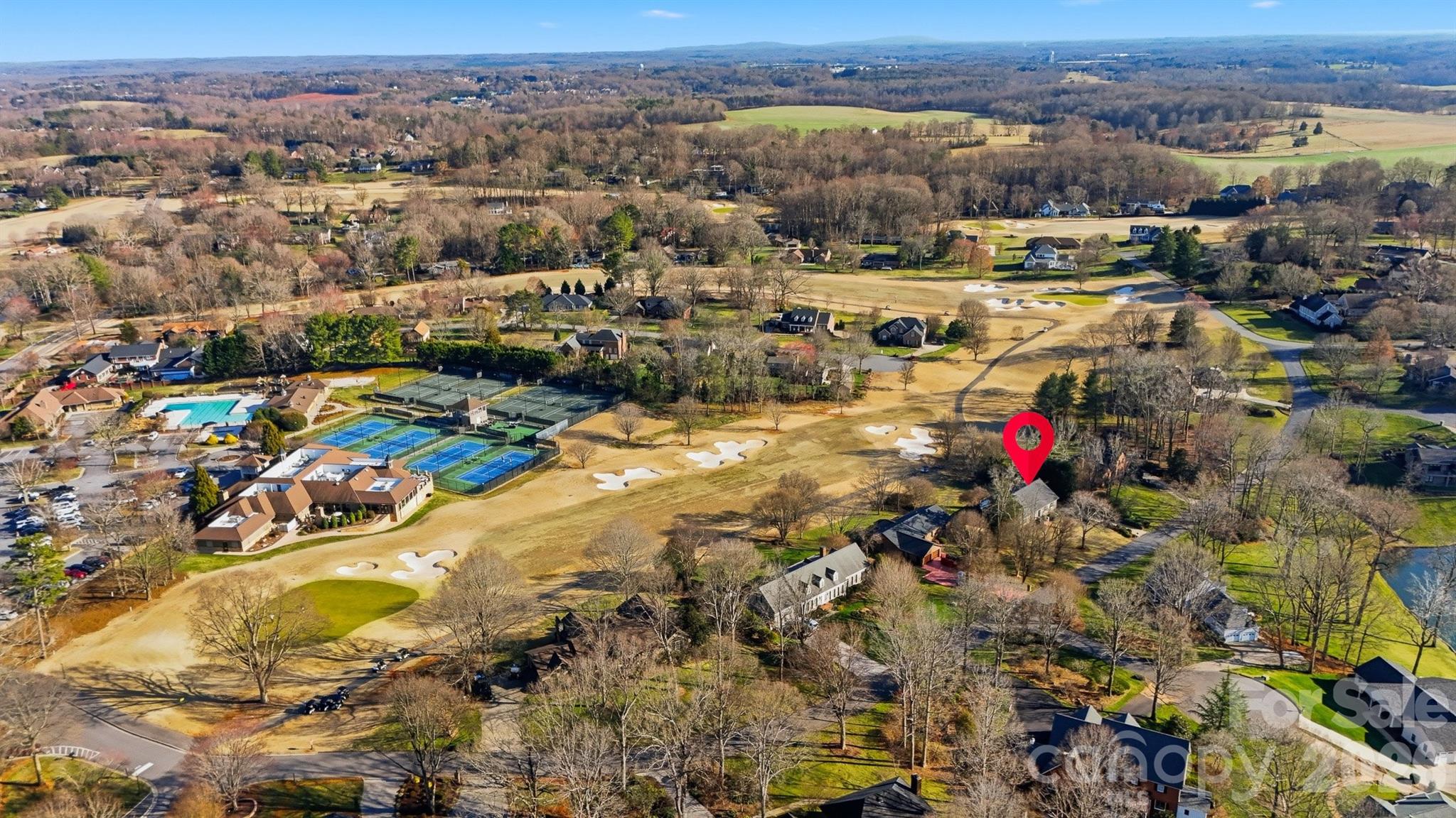 3718 Club House Drive NE