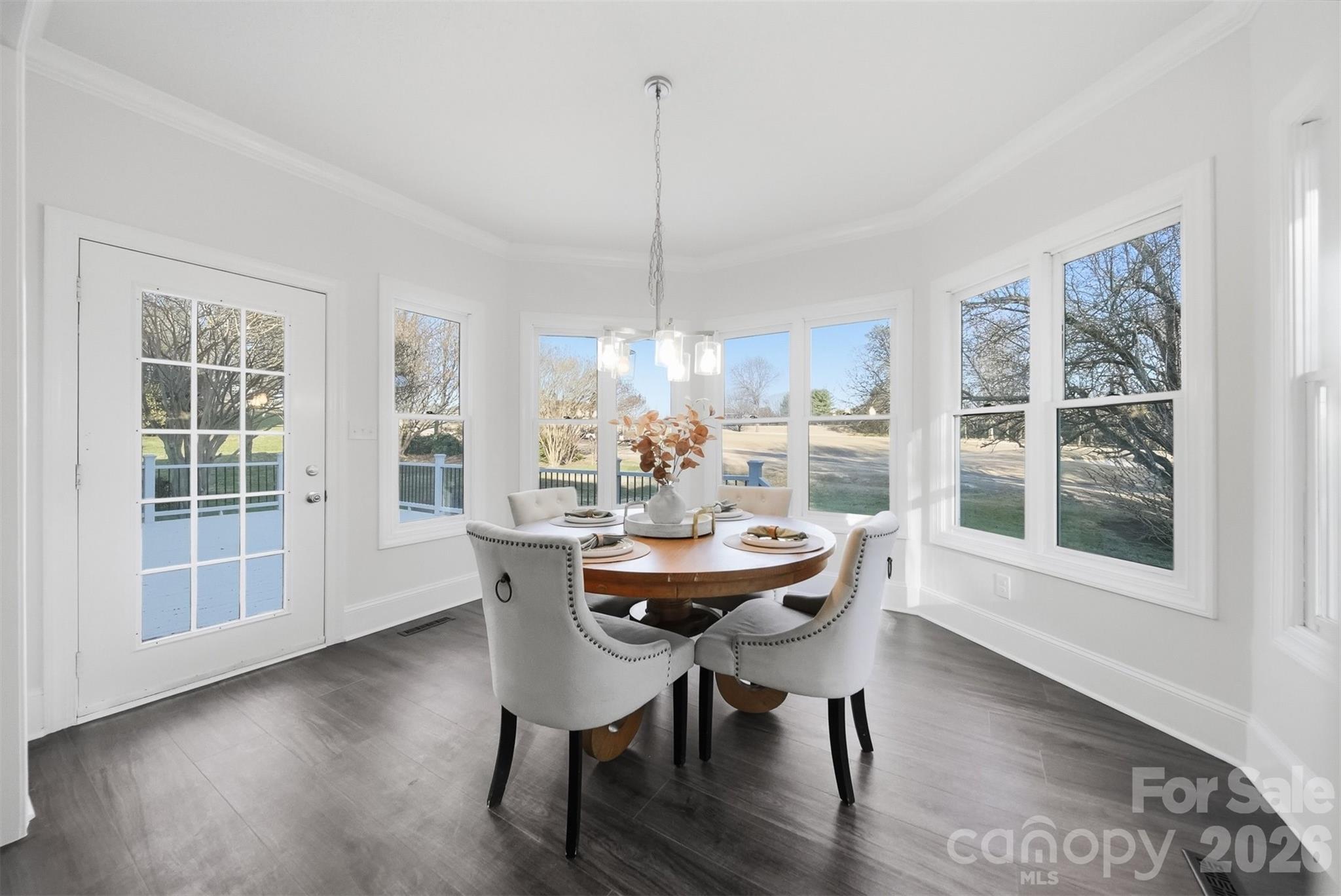 3718 Club House Drive NE